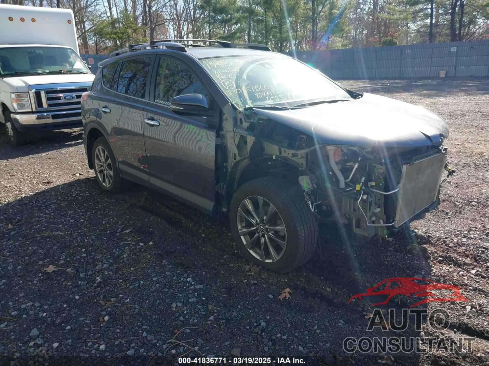 TOYOTA RAV4 2018 - JTMDFREV0JJ198180