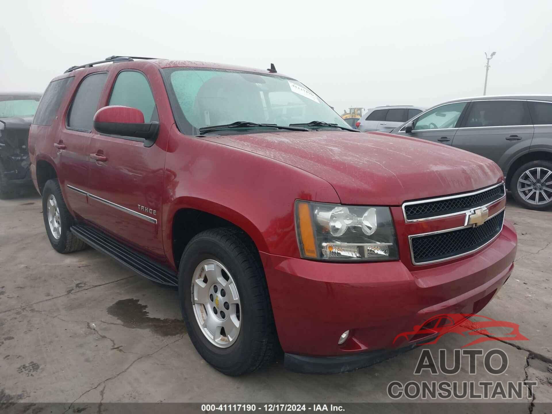 CHEVROLET TAHOE 2011 - 1GNSCBE01BR149589