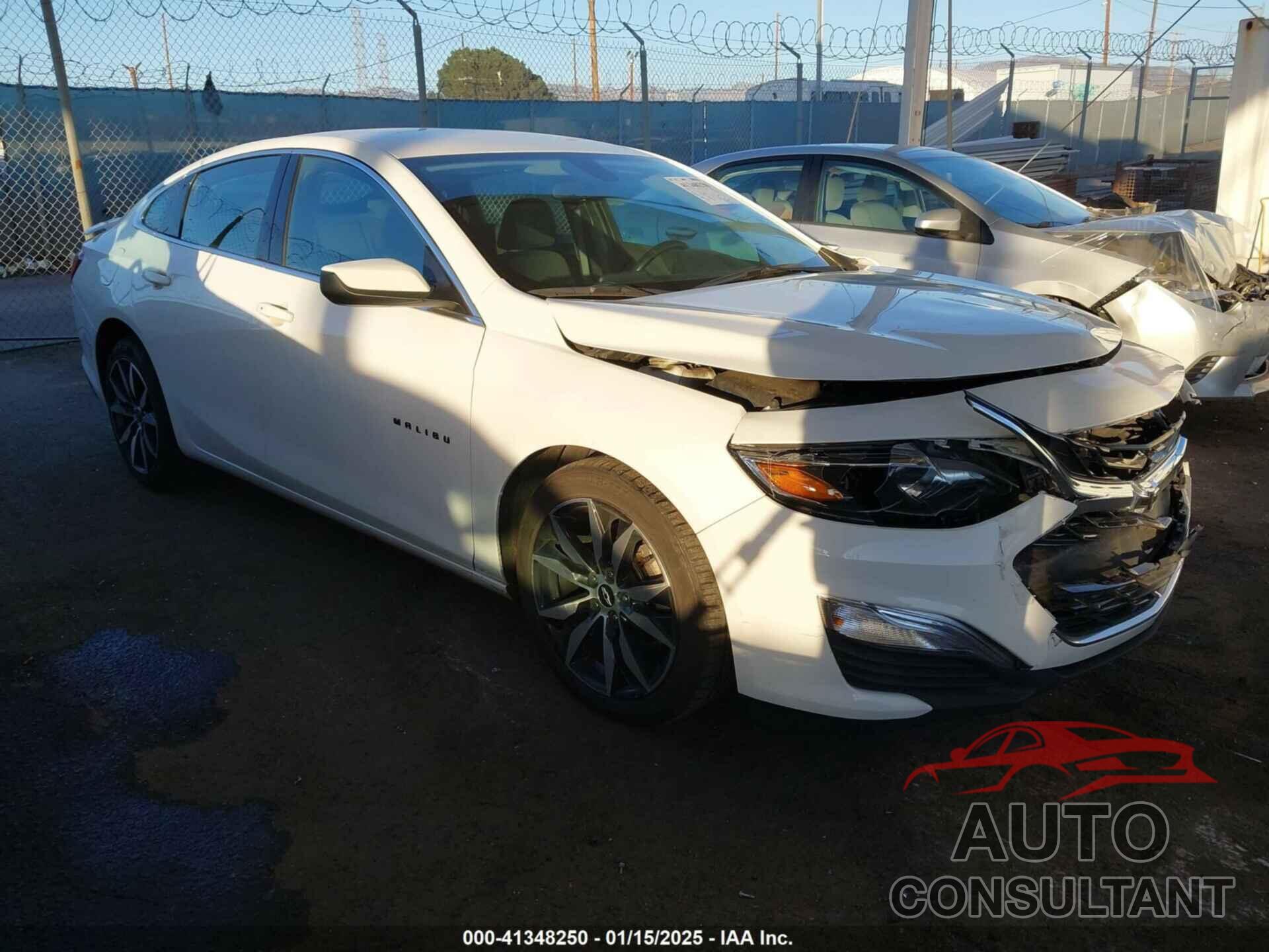 CHEVROLET MALIBU 2022 - 1G1ZG5ST5NF213983