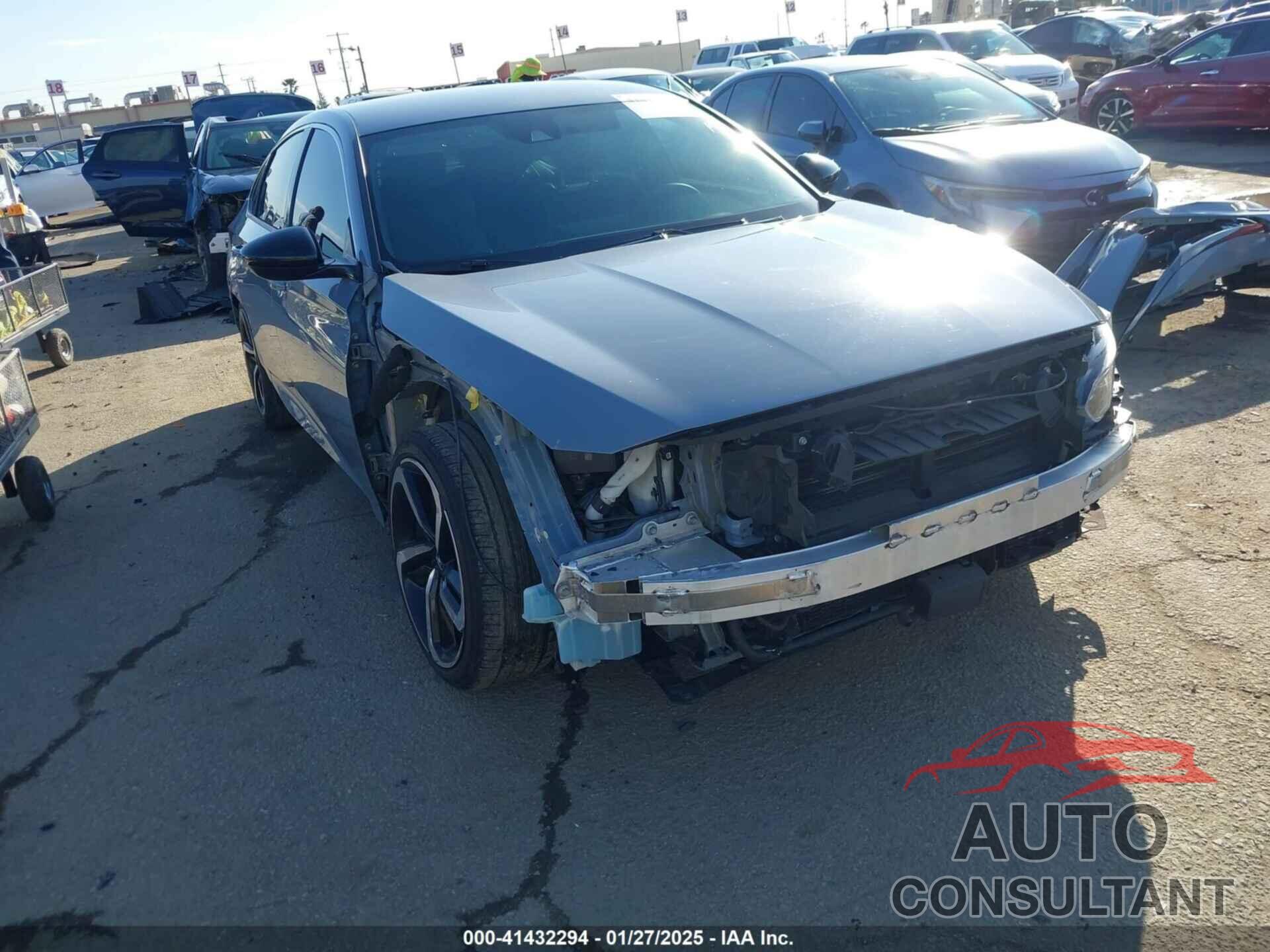 HONDA ACCORD 2022 - 1HGCV3F27NA004171