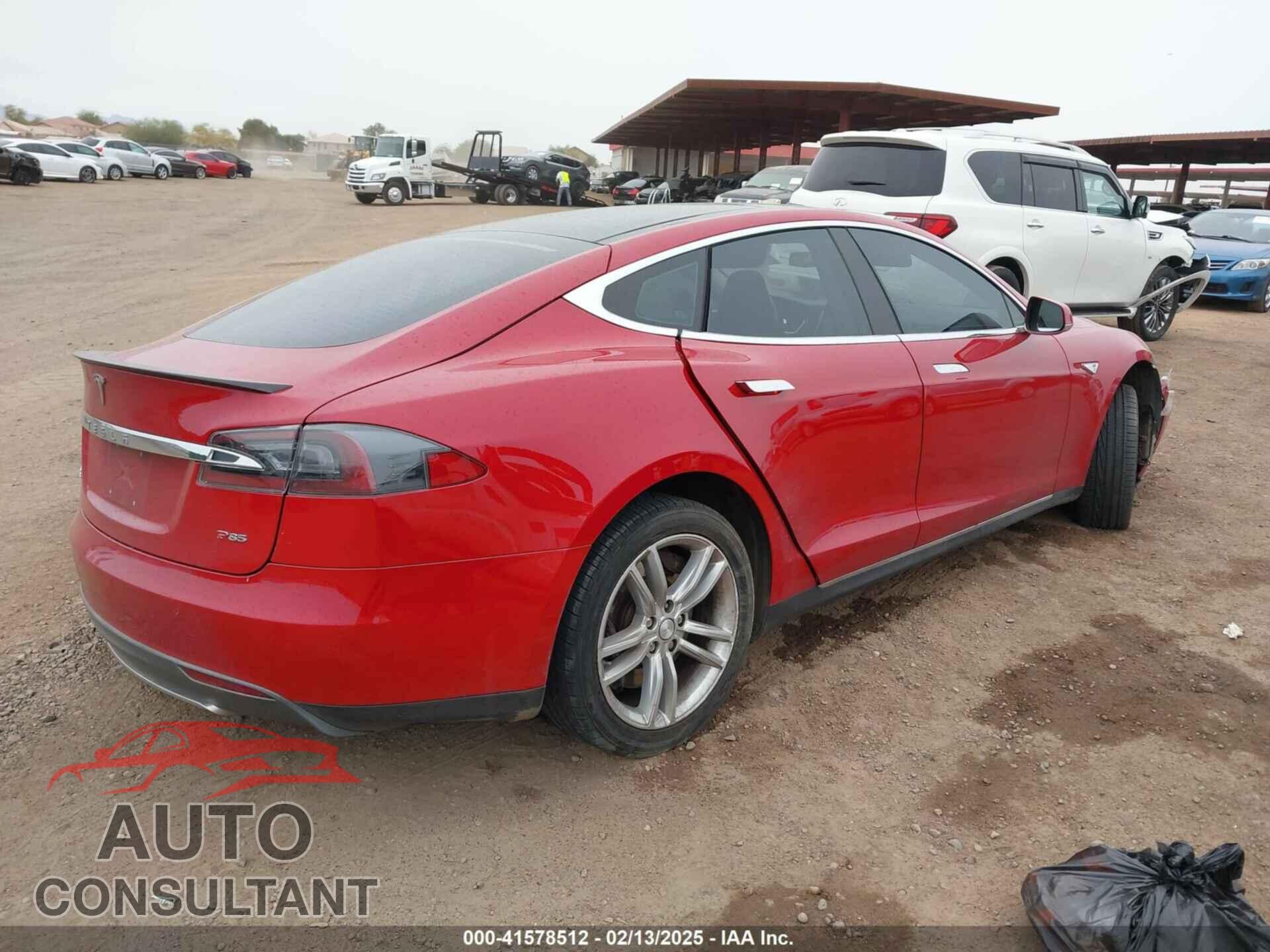 TESLA MODEL S 2013 - 5YJSA1DPXDFP16186