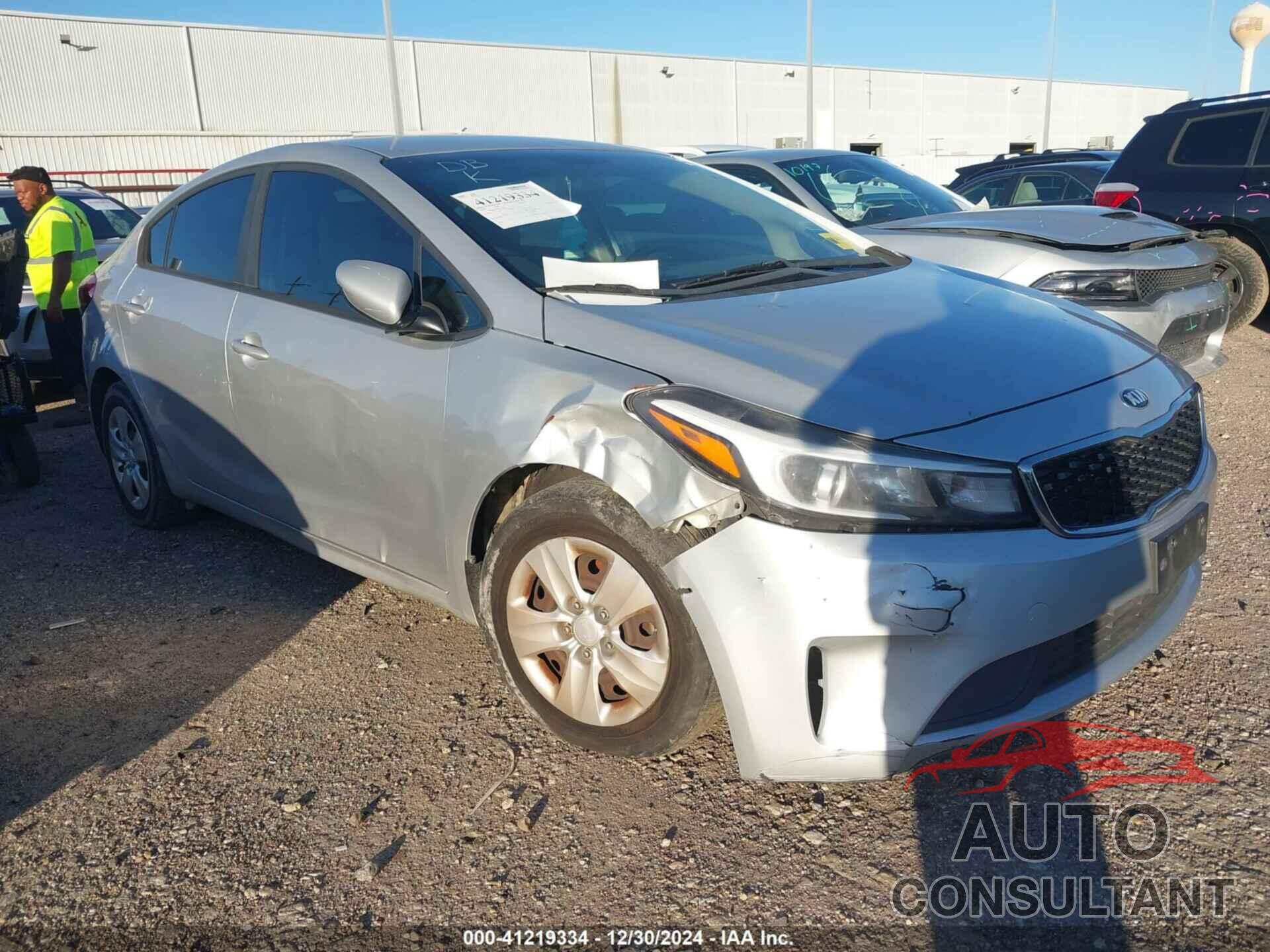 KIA FORTE 2017 - 3KPFK4A79HE071479