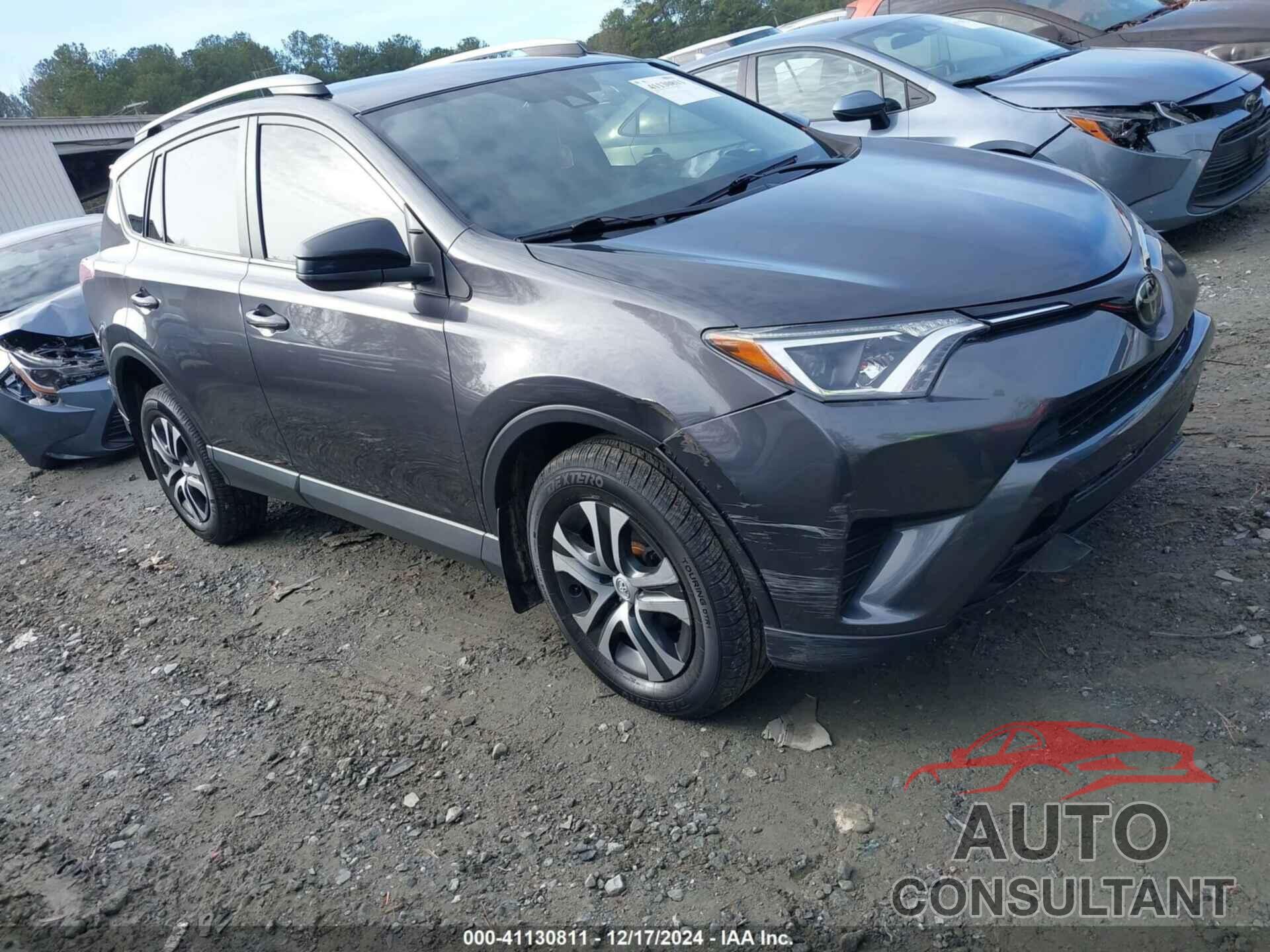 TOYOTA RAV4 2018 - JTMBFREV9JJ185368