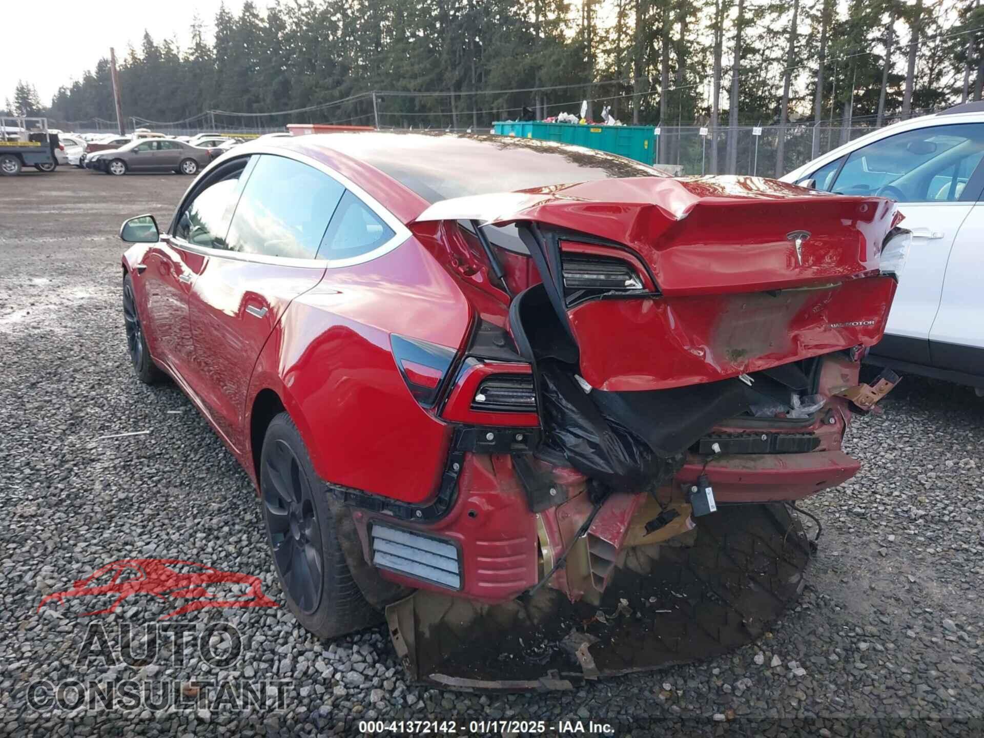 TESLA MODEL 3 2018 - 5YJ3E1EB2JF129813