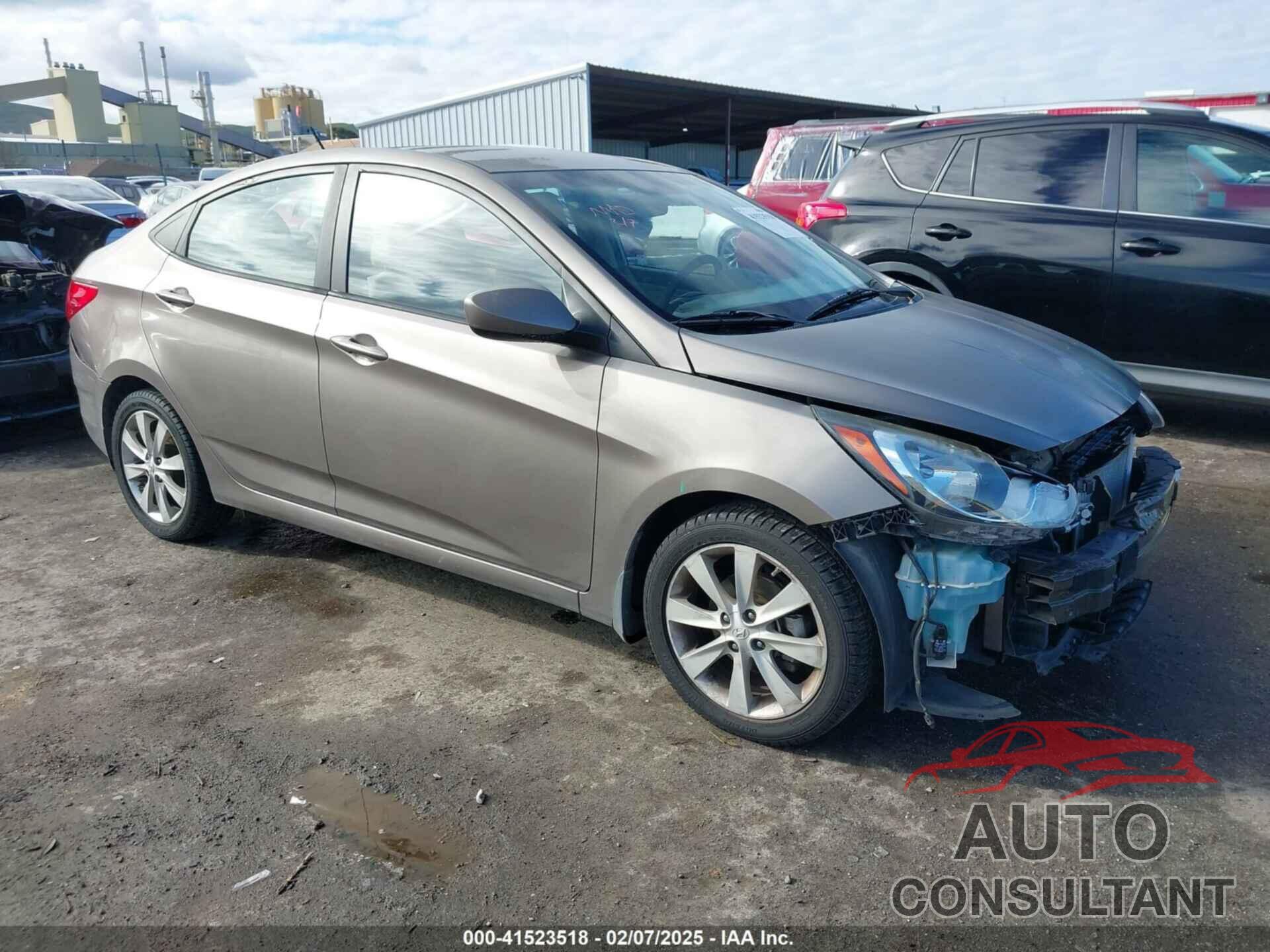 HYUNDAI ACCENT 2013 - KMHCU4AEXDU463521