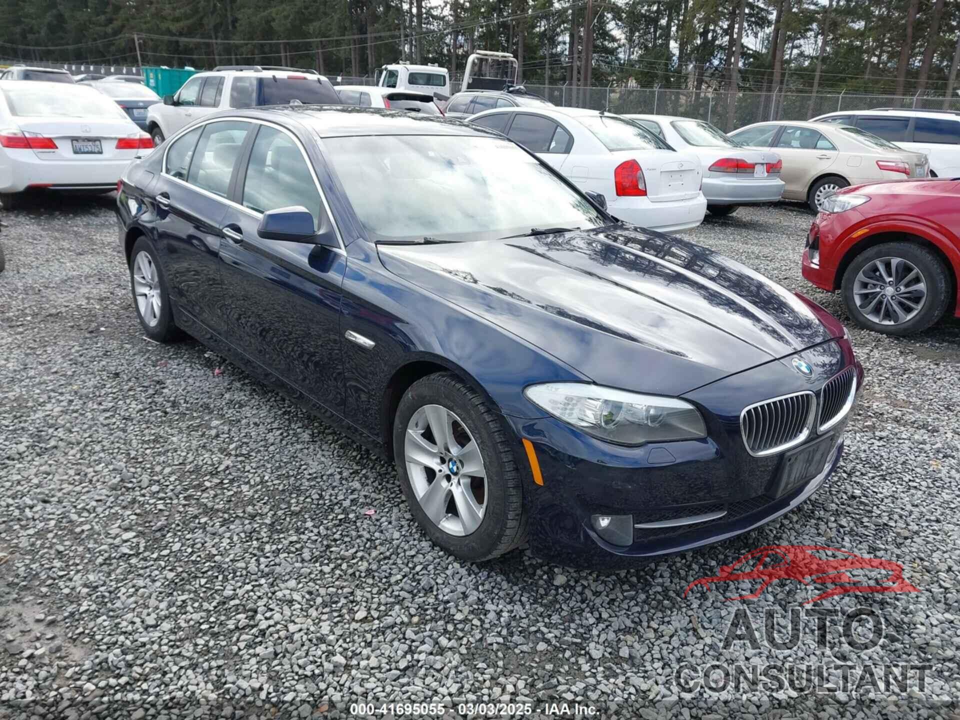 BMW 528I 2011 - WBAFR1C59BC743588