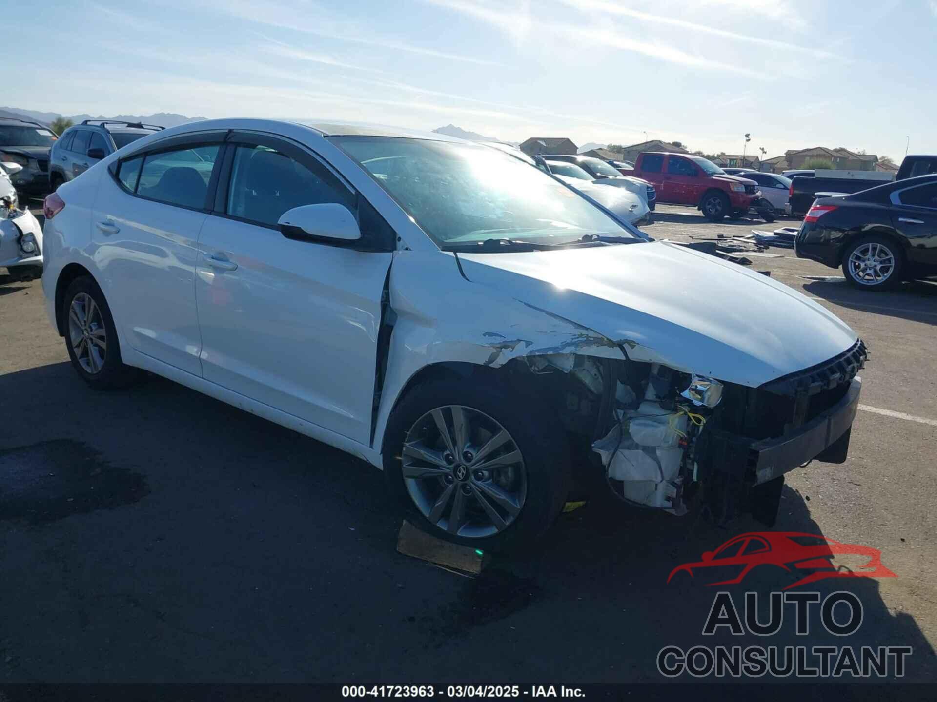HYUNDAI ELANTRA 2018 - 5NPD84LF0JH333871