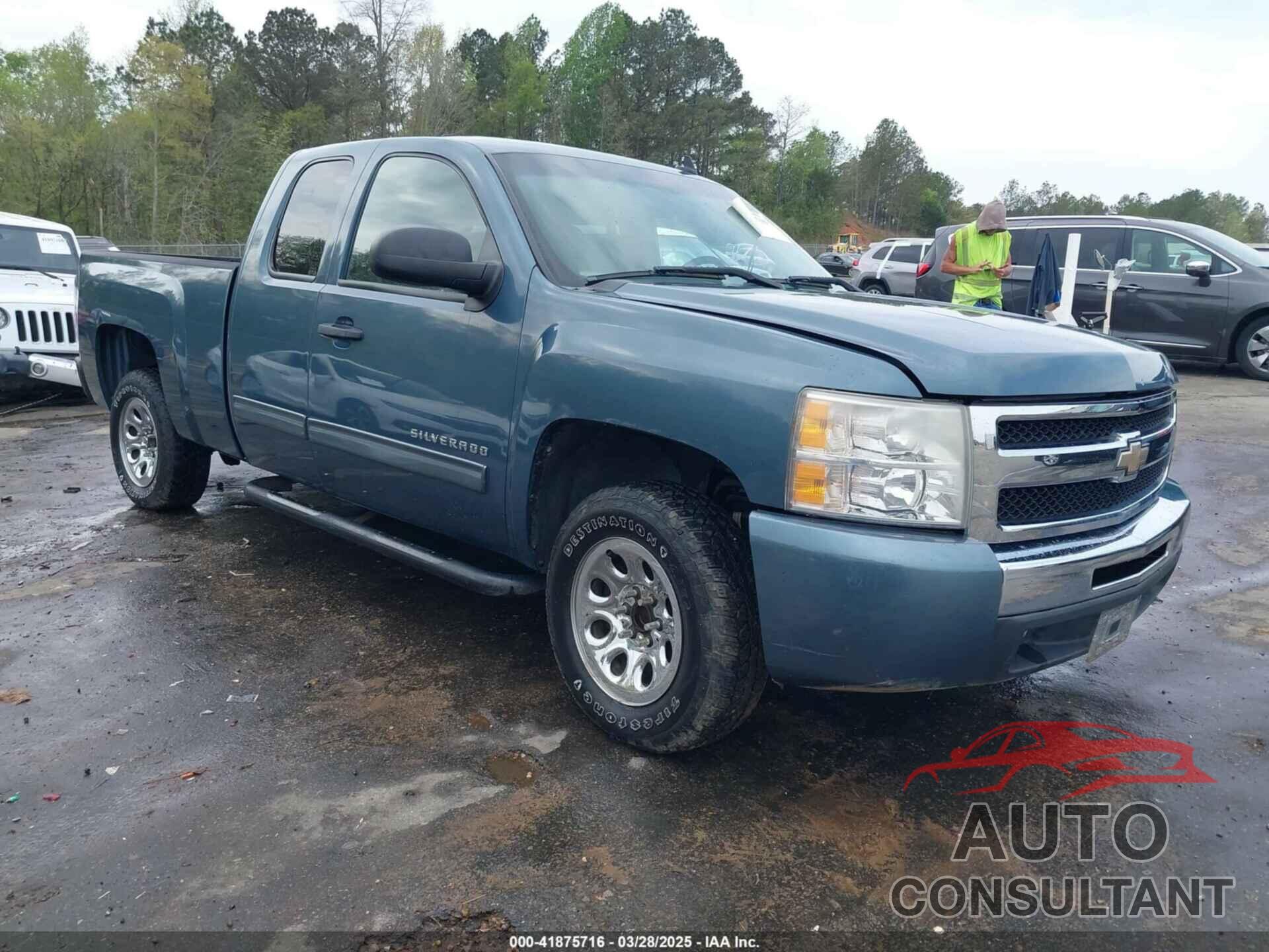 CHEVROLET SILVERADO 1500 2011 - 1GCRCREA8BZ157603