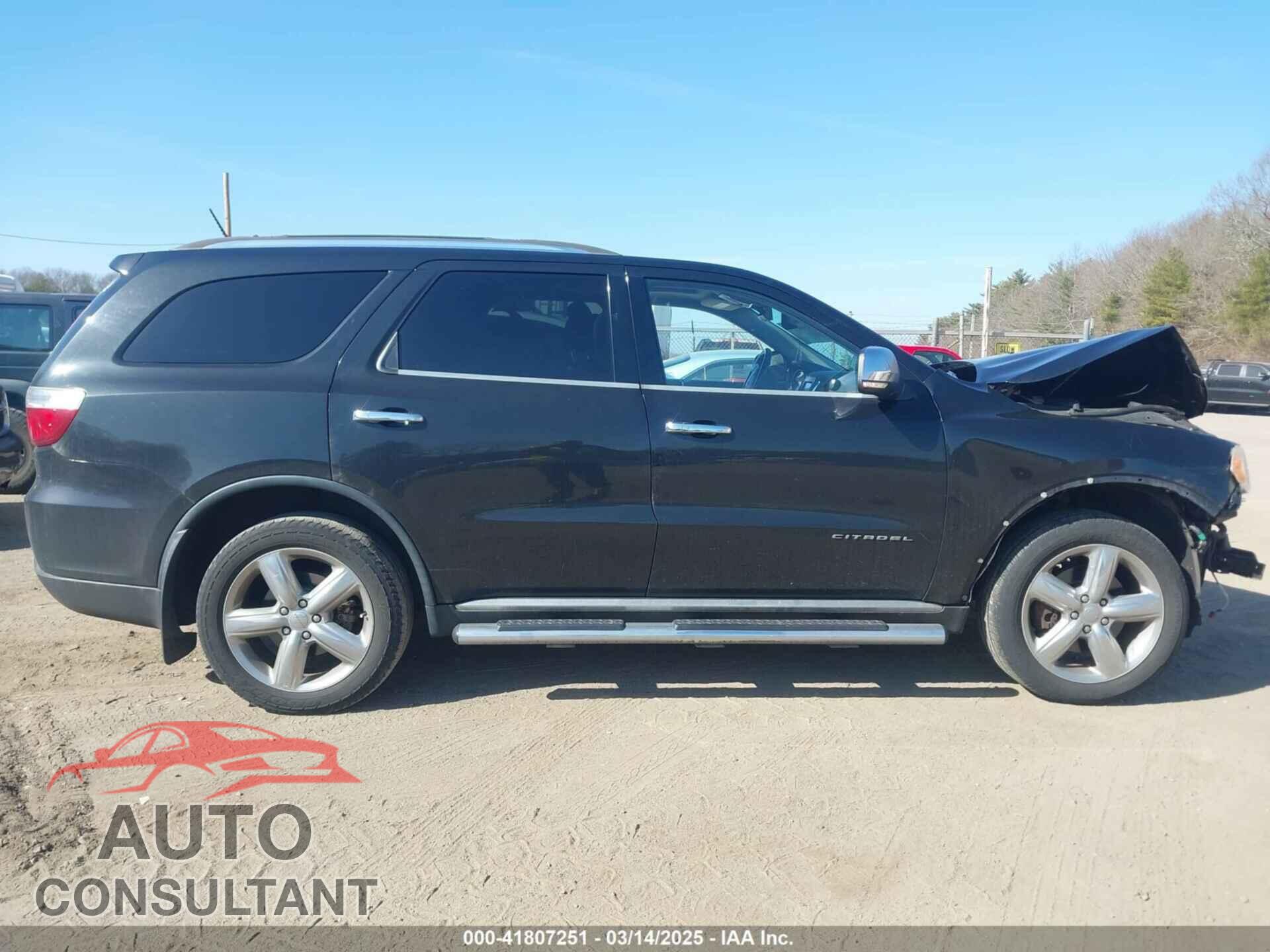 DODGE DURANGO 2013 - 1C4SDJET3DC673455