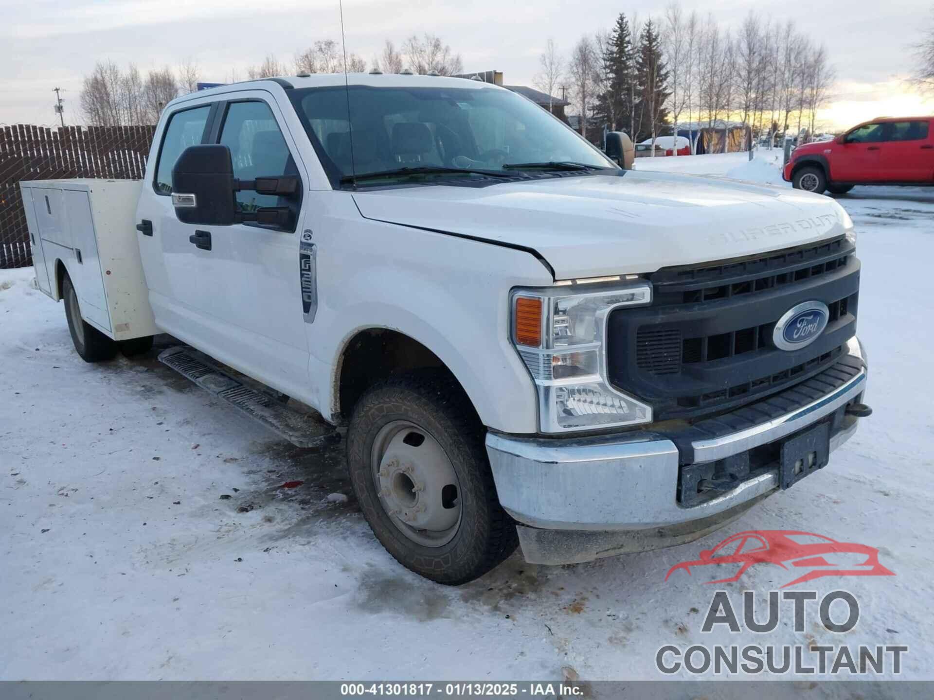 FORD F-350 CHASSIS 2020 - 1FD8W3G69LEC64138