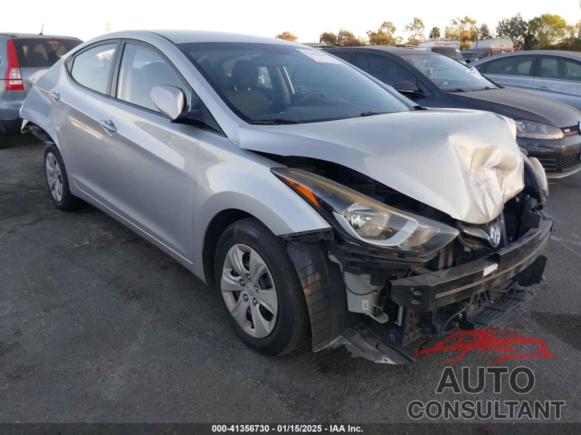 HYUNDAI ELANTRA 2016 - 5NPDH4AE9GH715741