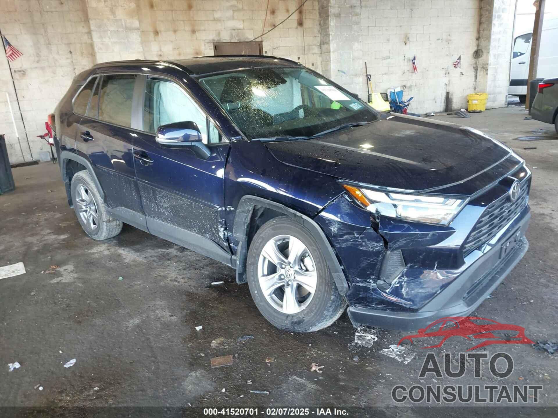 TOYOTA RAV4 2023 - 2T3P1RFV2PW350478