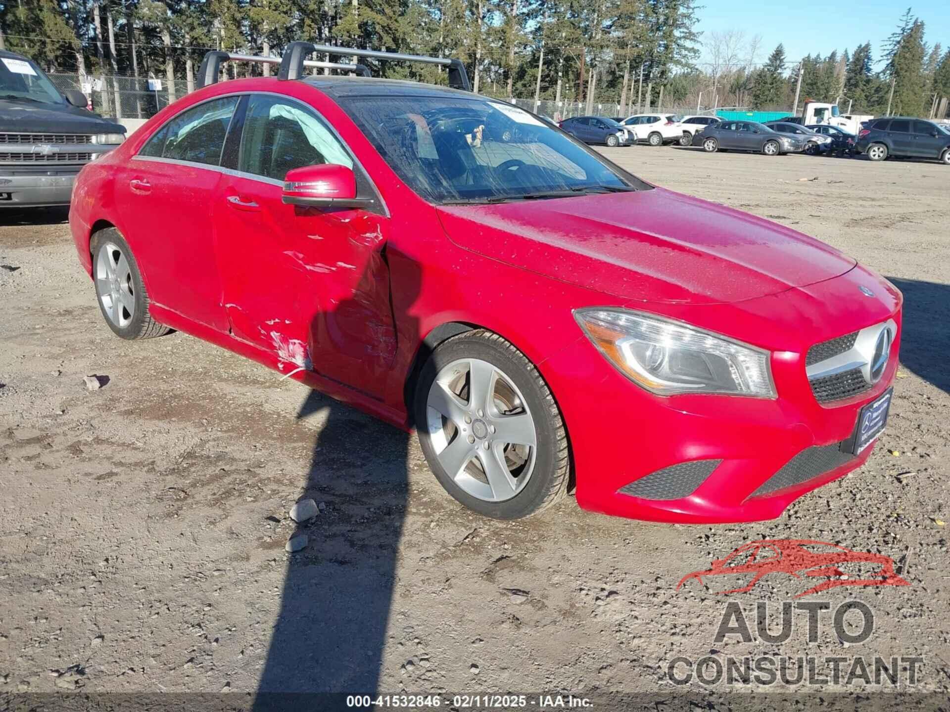 MERCEDES-BENZ CLA 250 2015 - WDDSJ4GB7FN184472