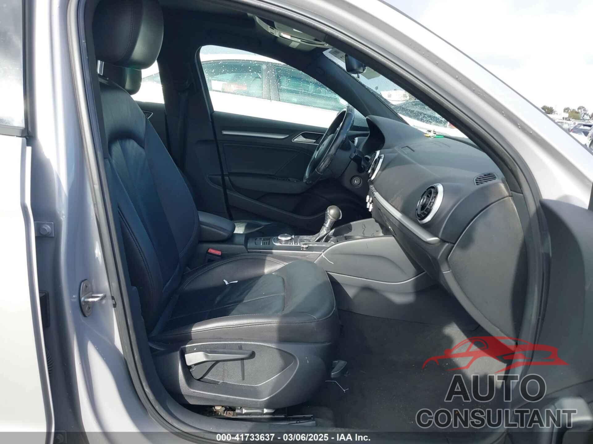AUDI A3 2016 - WAUA7GFF7G1070925