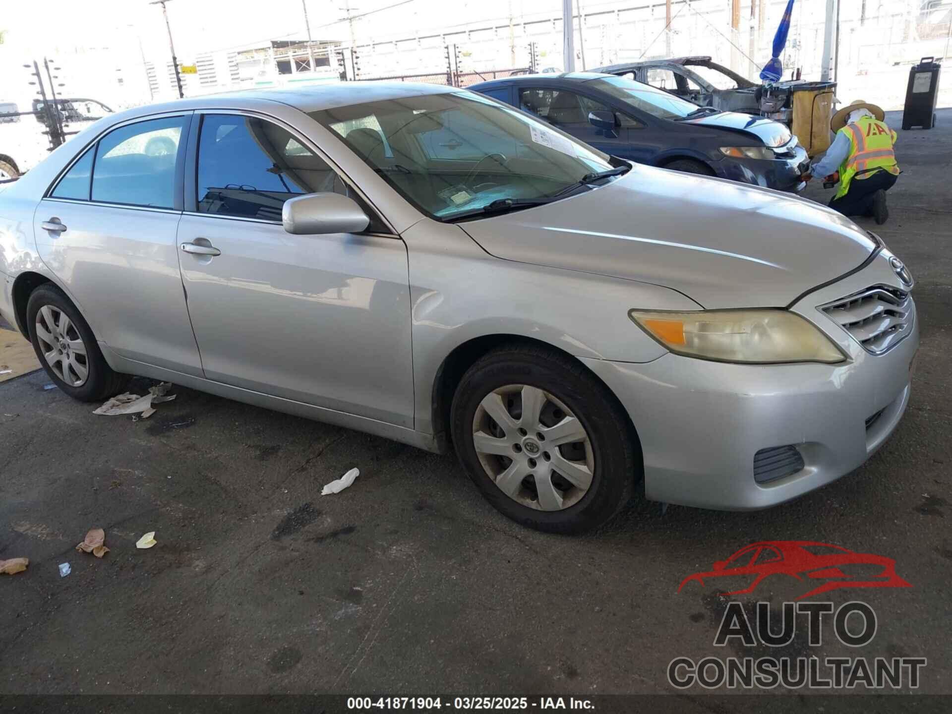 TOYOTA CAMRY 2011 - 4T1BF3EK2BU743057
