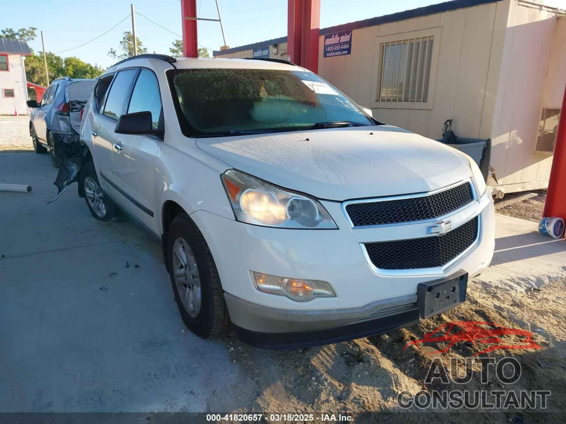 CHEVROLET TRAVERSE 2011 - 1GNKRFED2BJ387202