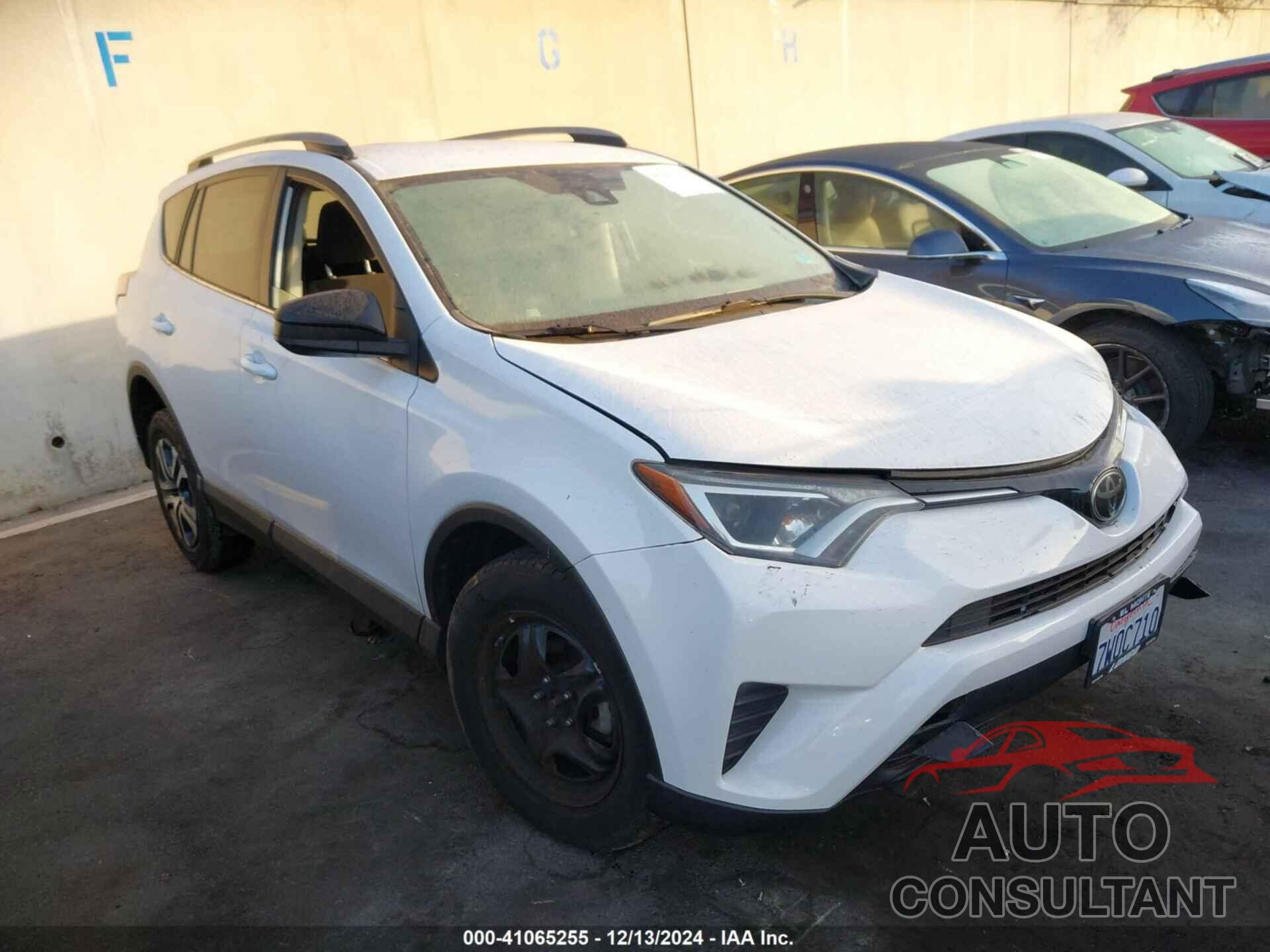 TOYOTA RAV4 2017 - 2T3ZFREV6HW342204