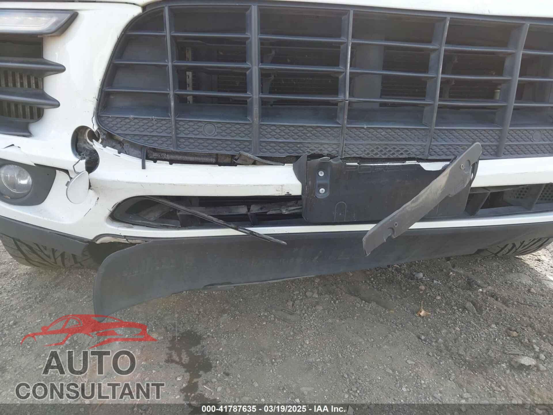 PORSCHE MACAN 2015 - WP1AB2A54FLB53197