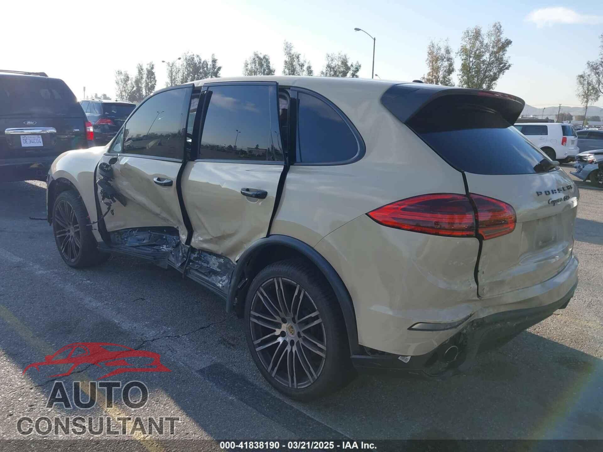 PORSCHE CAYENNE 2016 - WP1AB2A24GLA92778