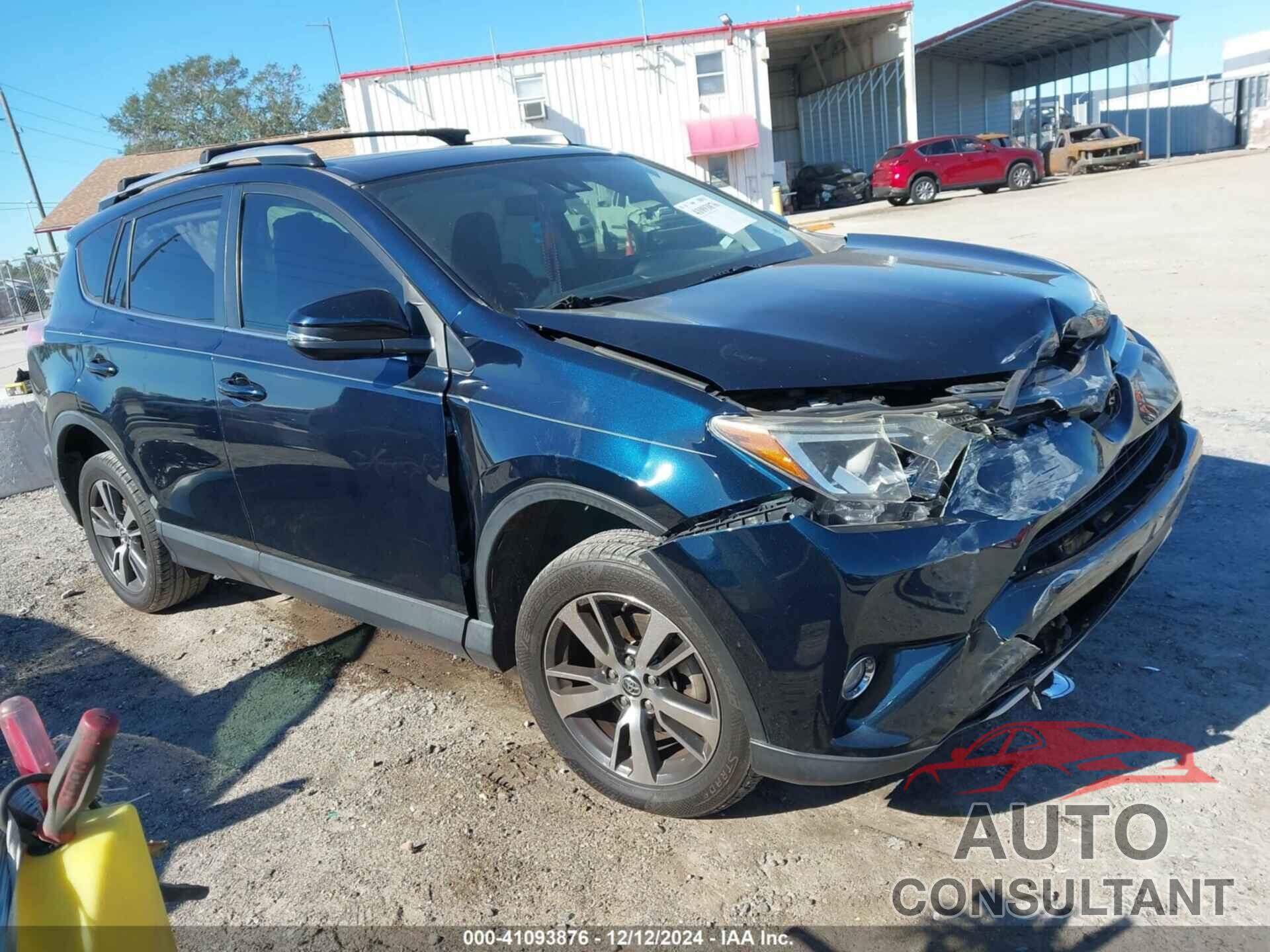 TOYOTA RAV4 2018 - JTMWFREV3JJ181267