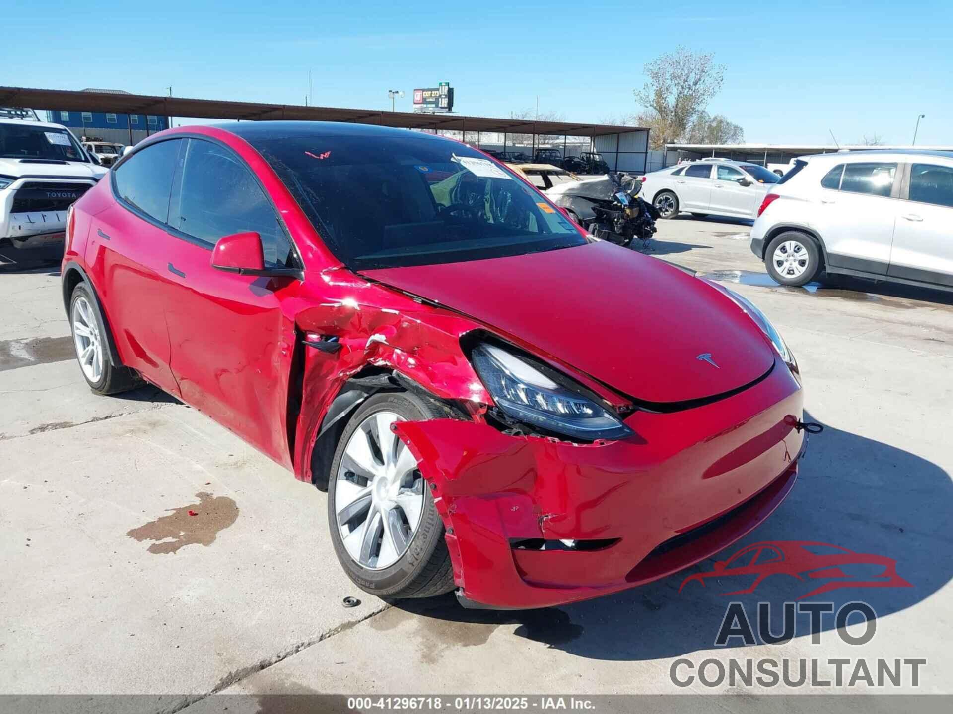 TESLA MODEL Y 2023 - 7SAYGDEE7PA137684