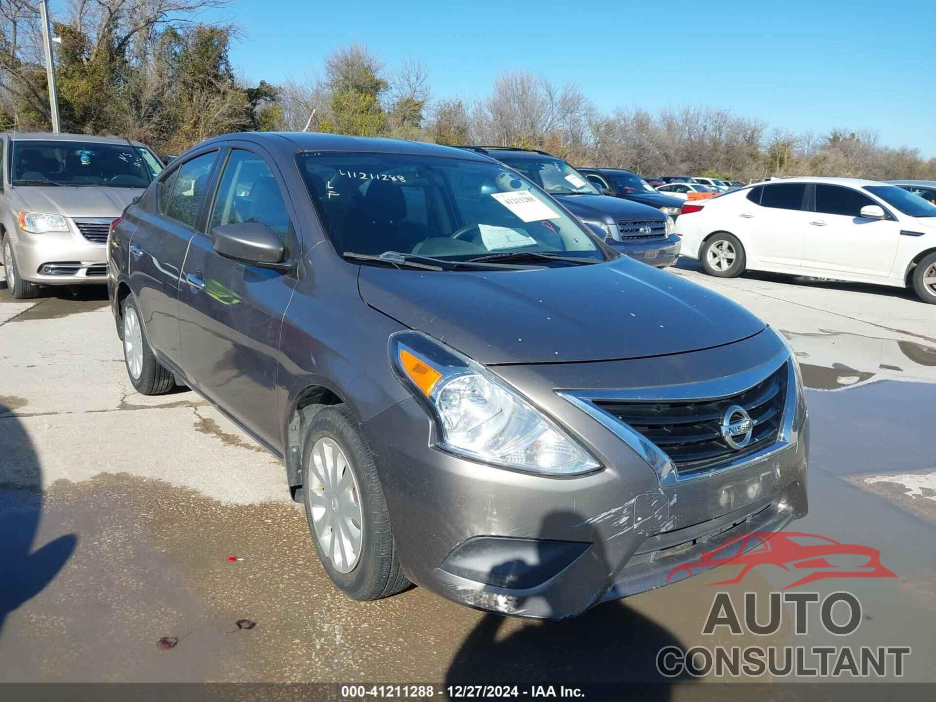 NISSAN VERSA 2017 - 3N1CN7AP2HL894670
