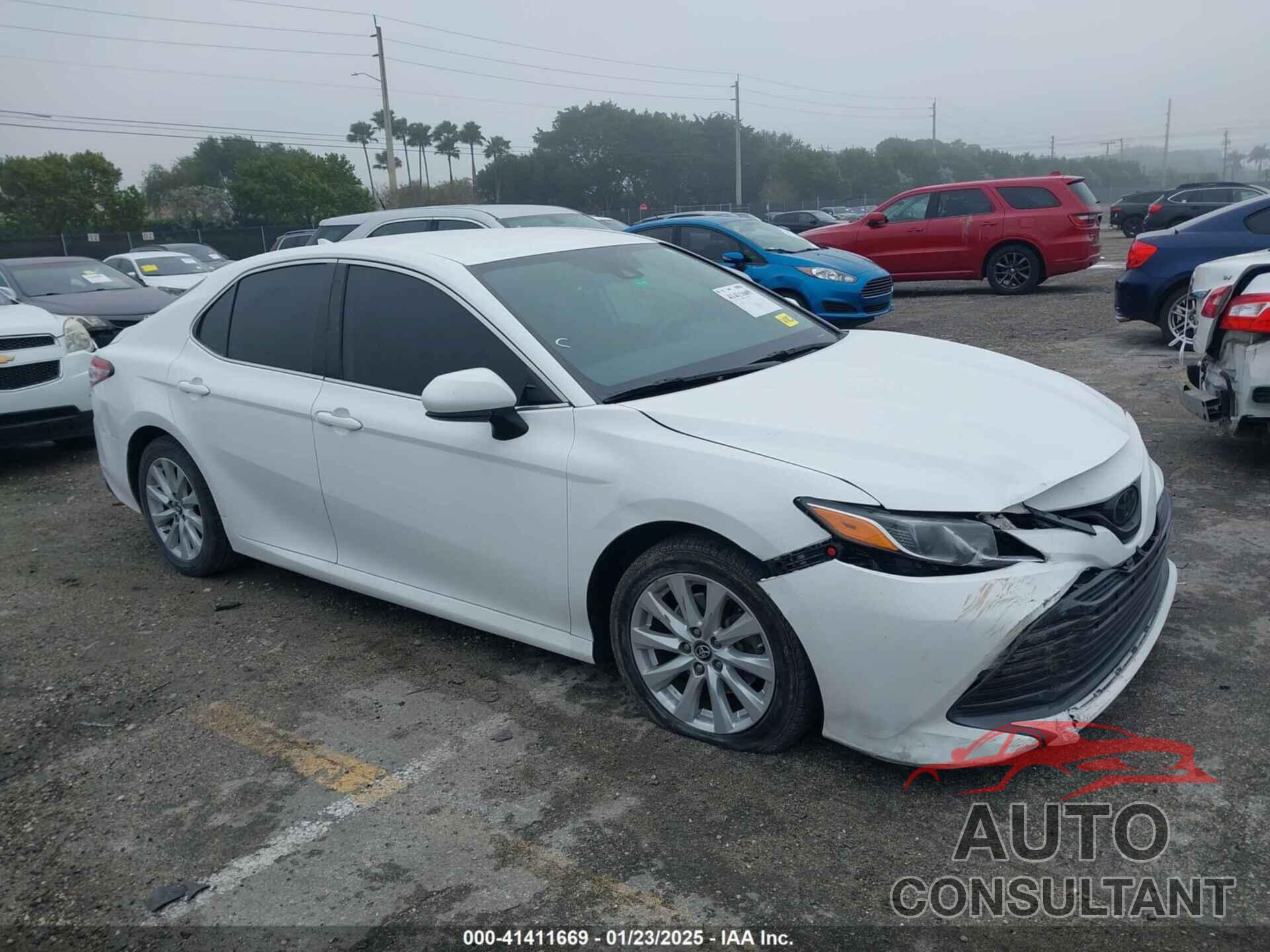TOYOTA CAMRY 2019 - 4T1B11HK6KU846870