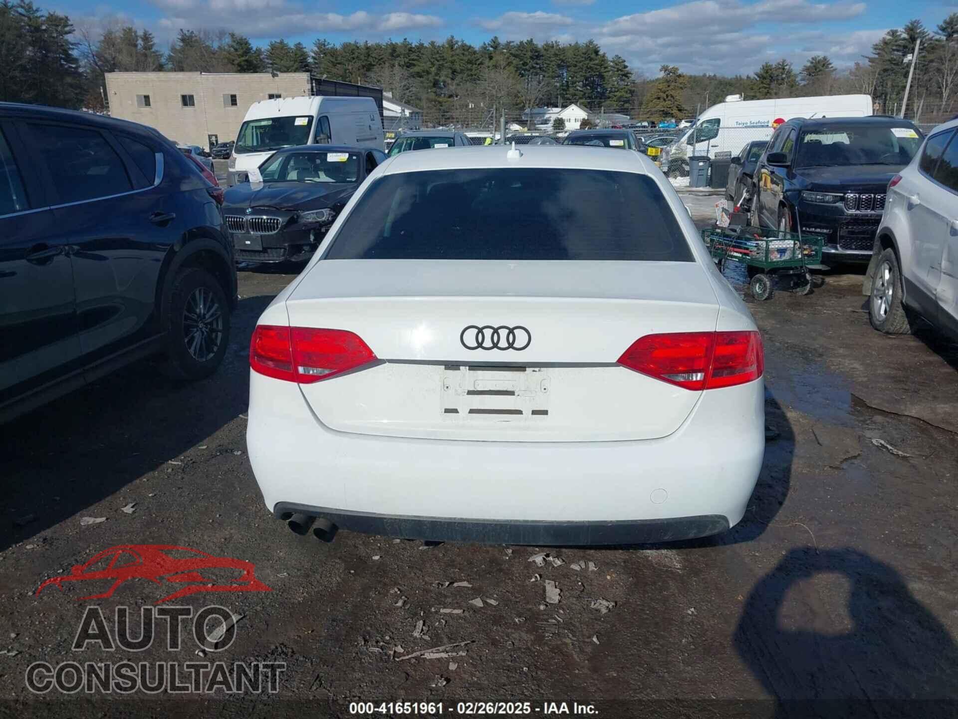 AUDI A4 2012 - WAUBFAFL2CA115435