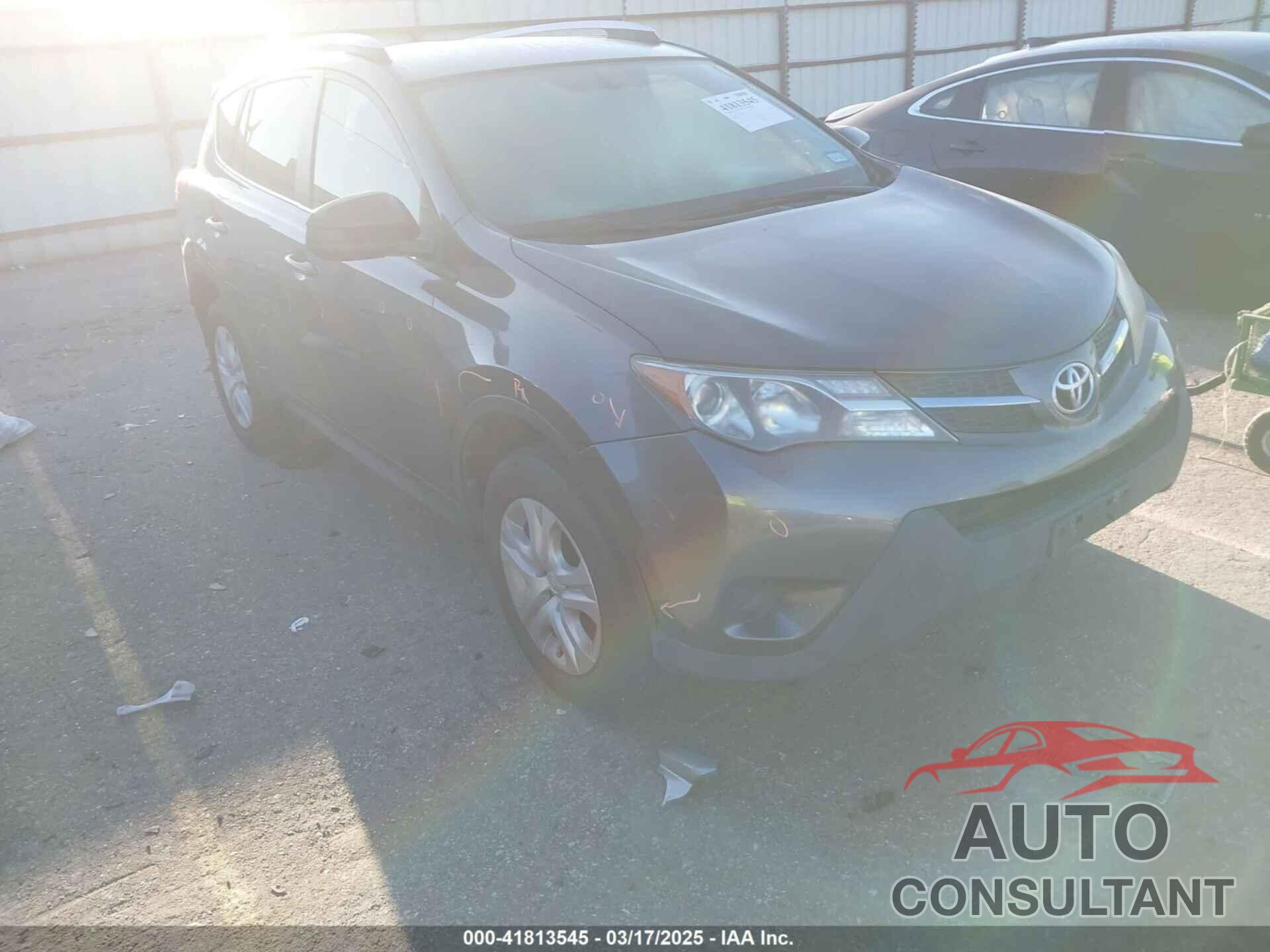 TOYOTA RAV4 2015 - JTMZFREV5FJ049843