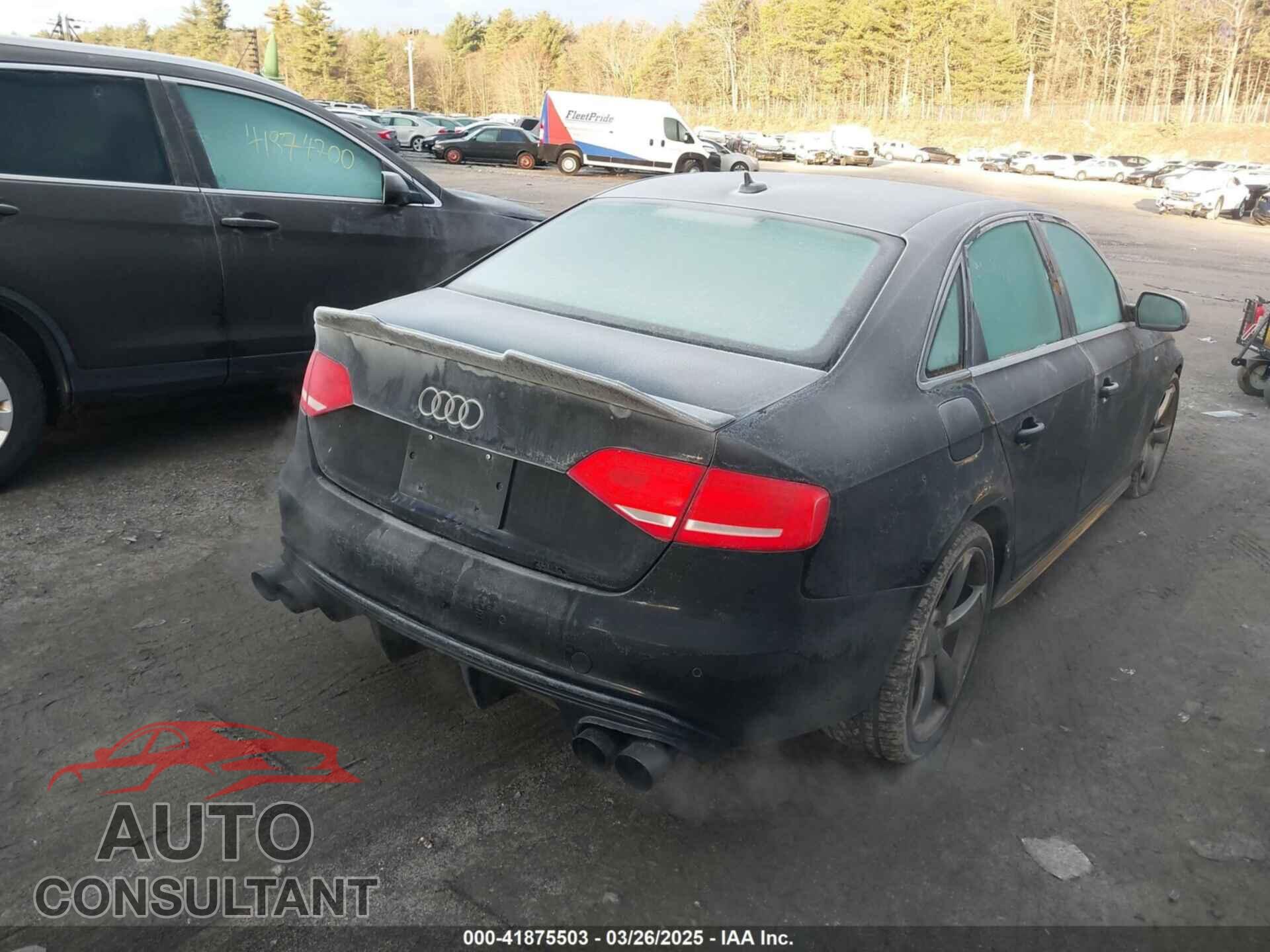AUDI A4 2012 - WAUKFAFL0CA099347