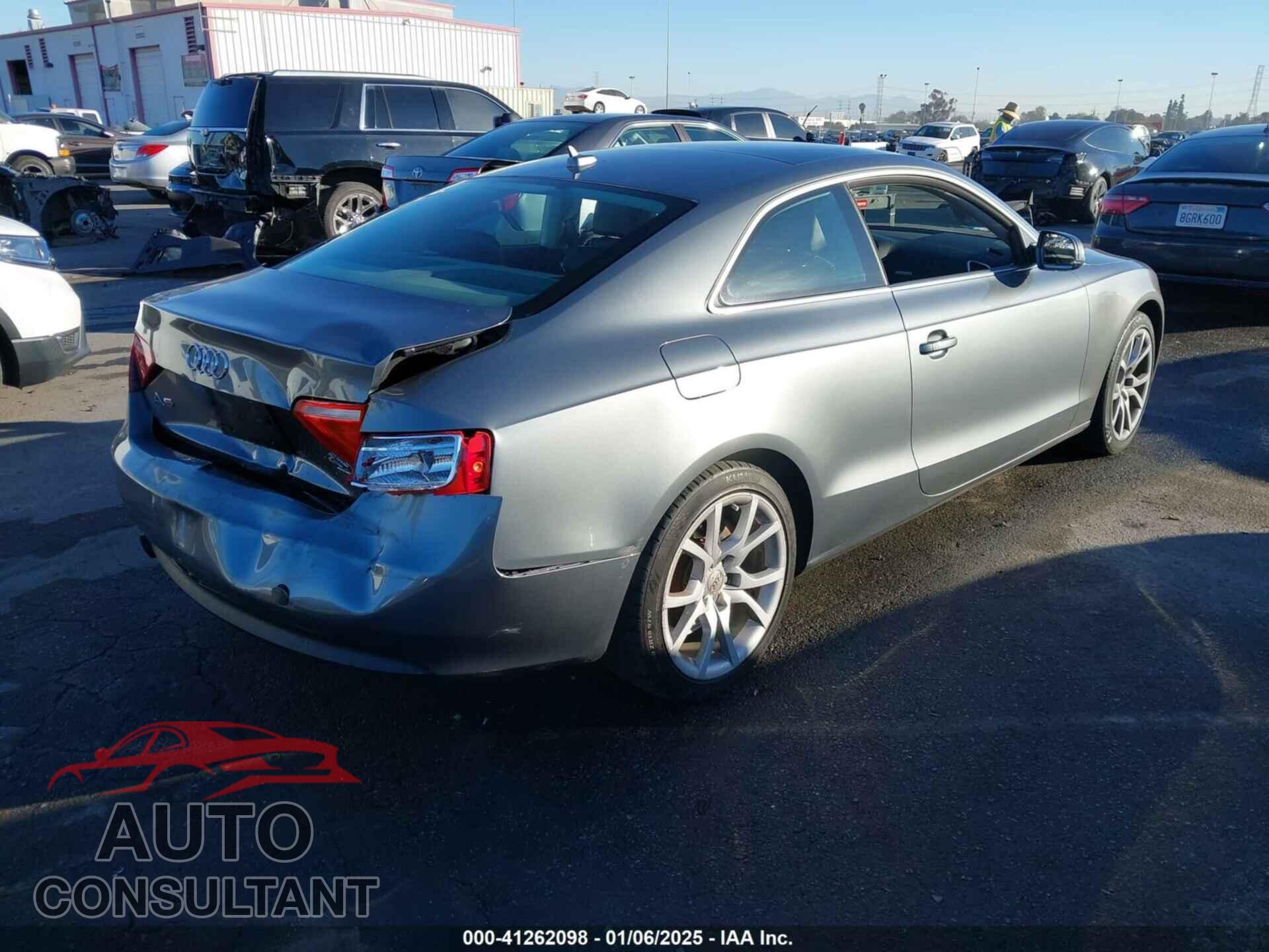 AUDI A5 2012 - WAUCFAFR0CA003063