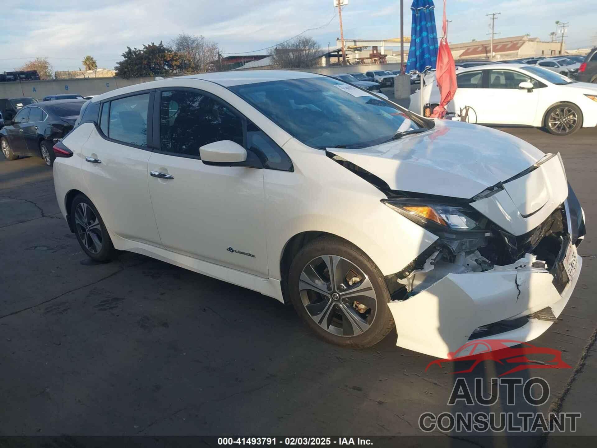NISSAN LEAF 2018 - 1N4AZ1CP1JC302833