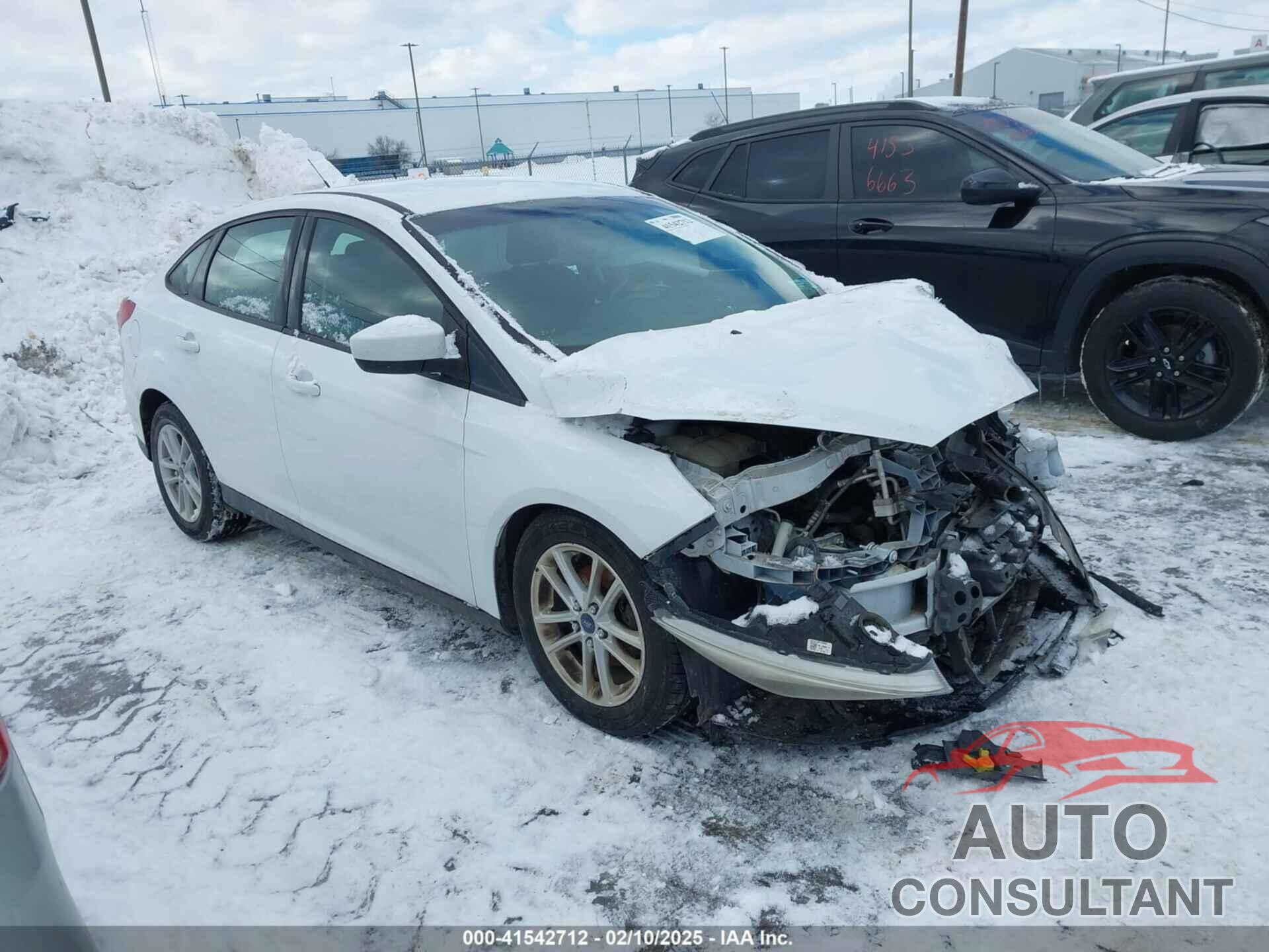 FORD FOCUS 2018 - 1FADP3F23JL207351