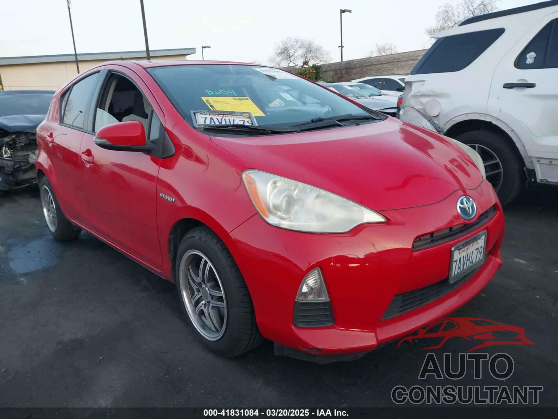 TOYOTA PRIUS C 2013 - JTDKDTB32D1538172