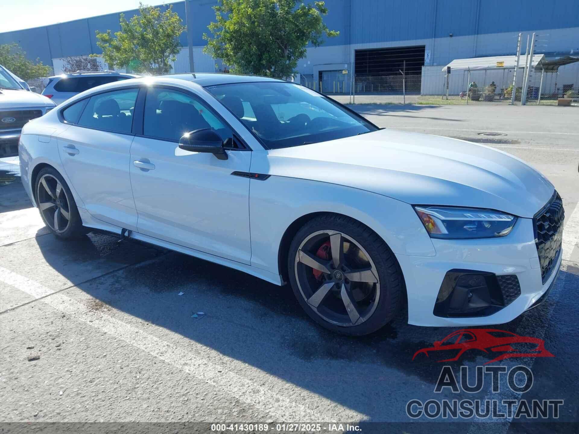 AUDI A5 SPORTBACK 2023 - WAUFACF52PA016908