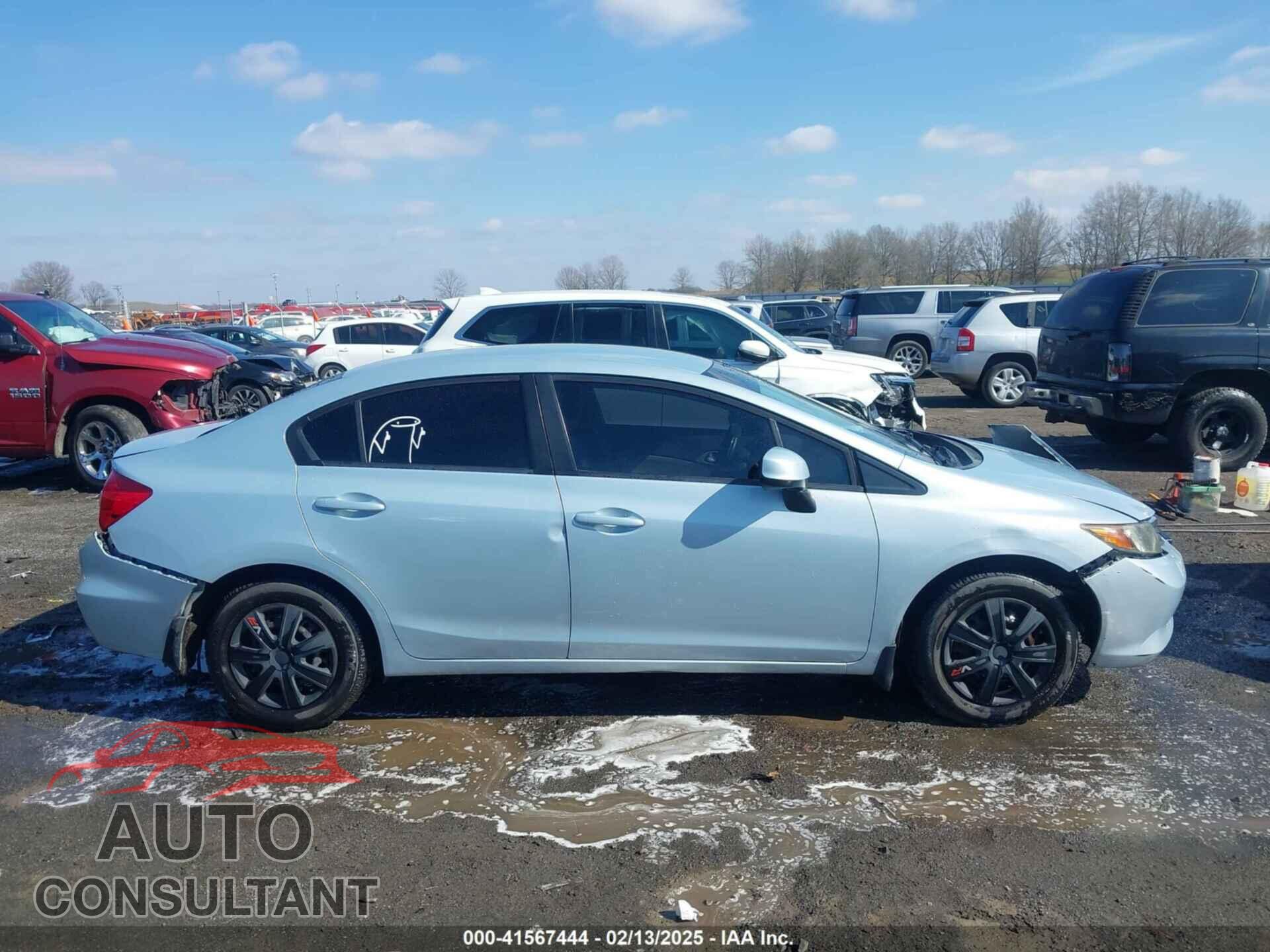 HONDA CIVIC 2012 - 19XFB2F52CE011824