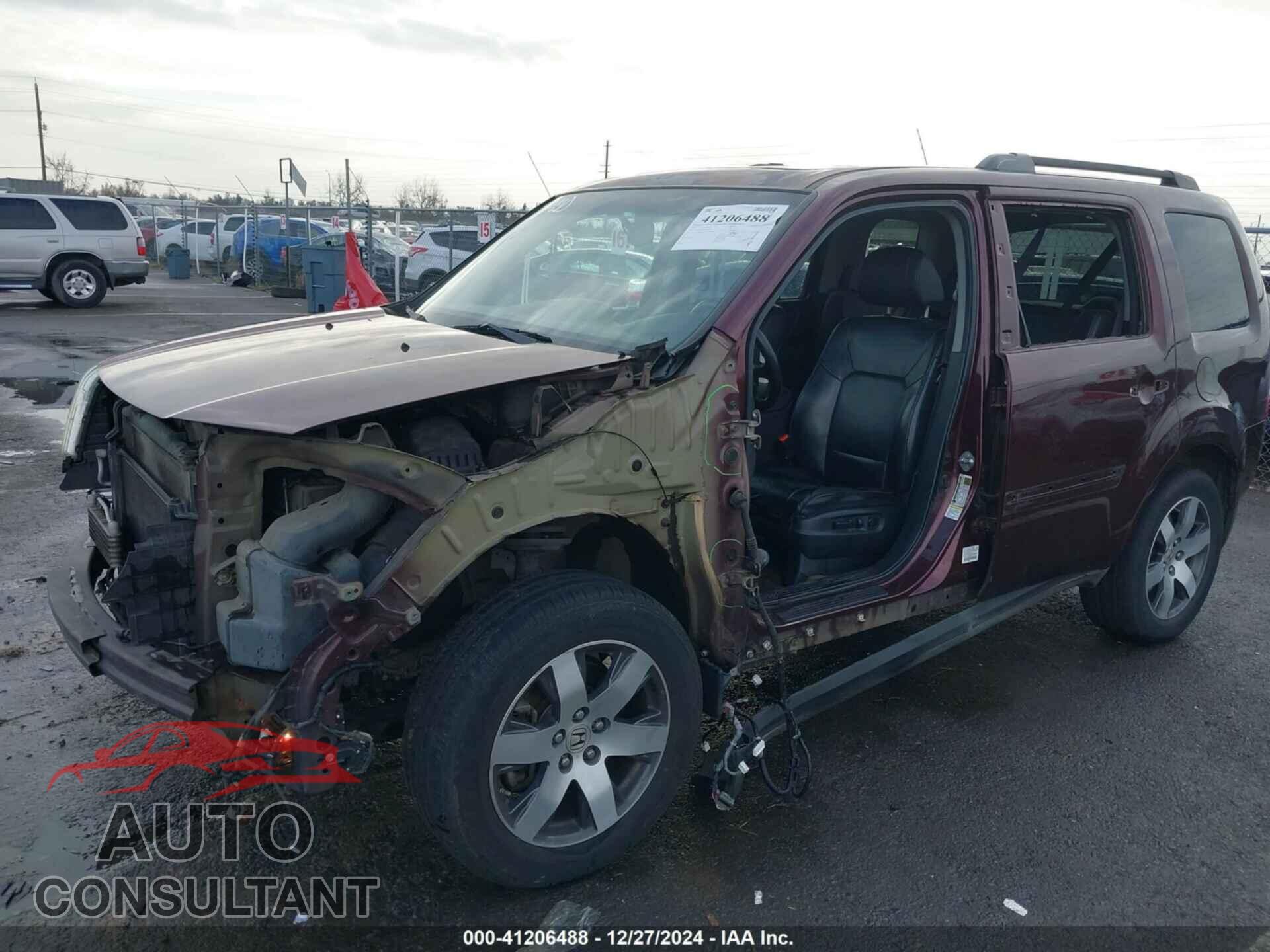 HONDA PILOT 2013 - 5FNYF4H90DB028190