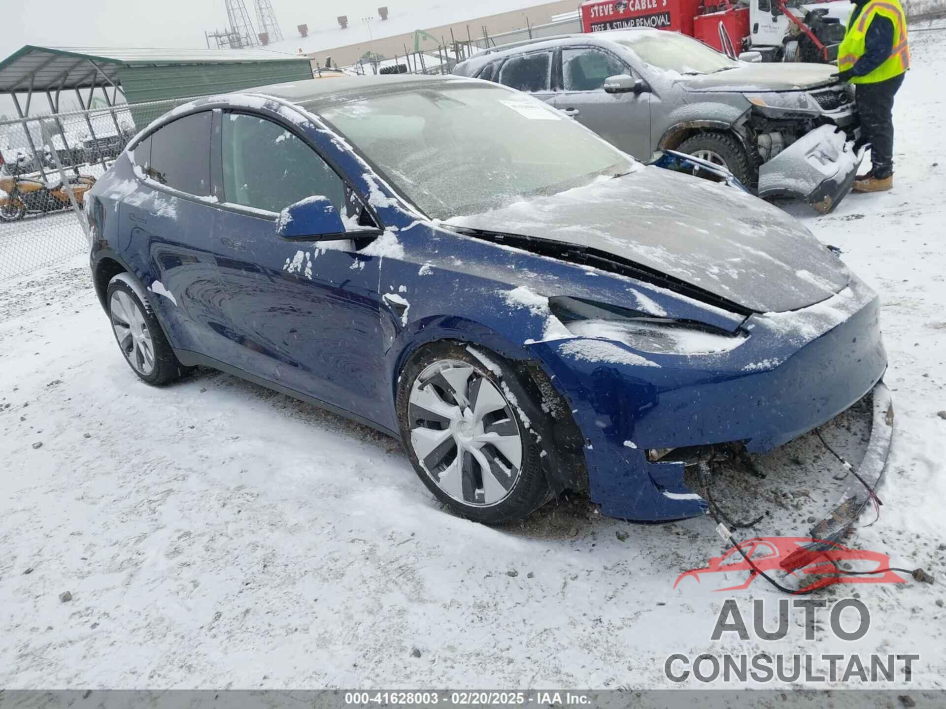 TESLA MODEL Y 2023 - 7SAYGAEE6PF770971