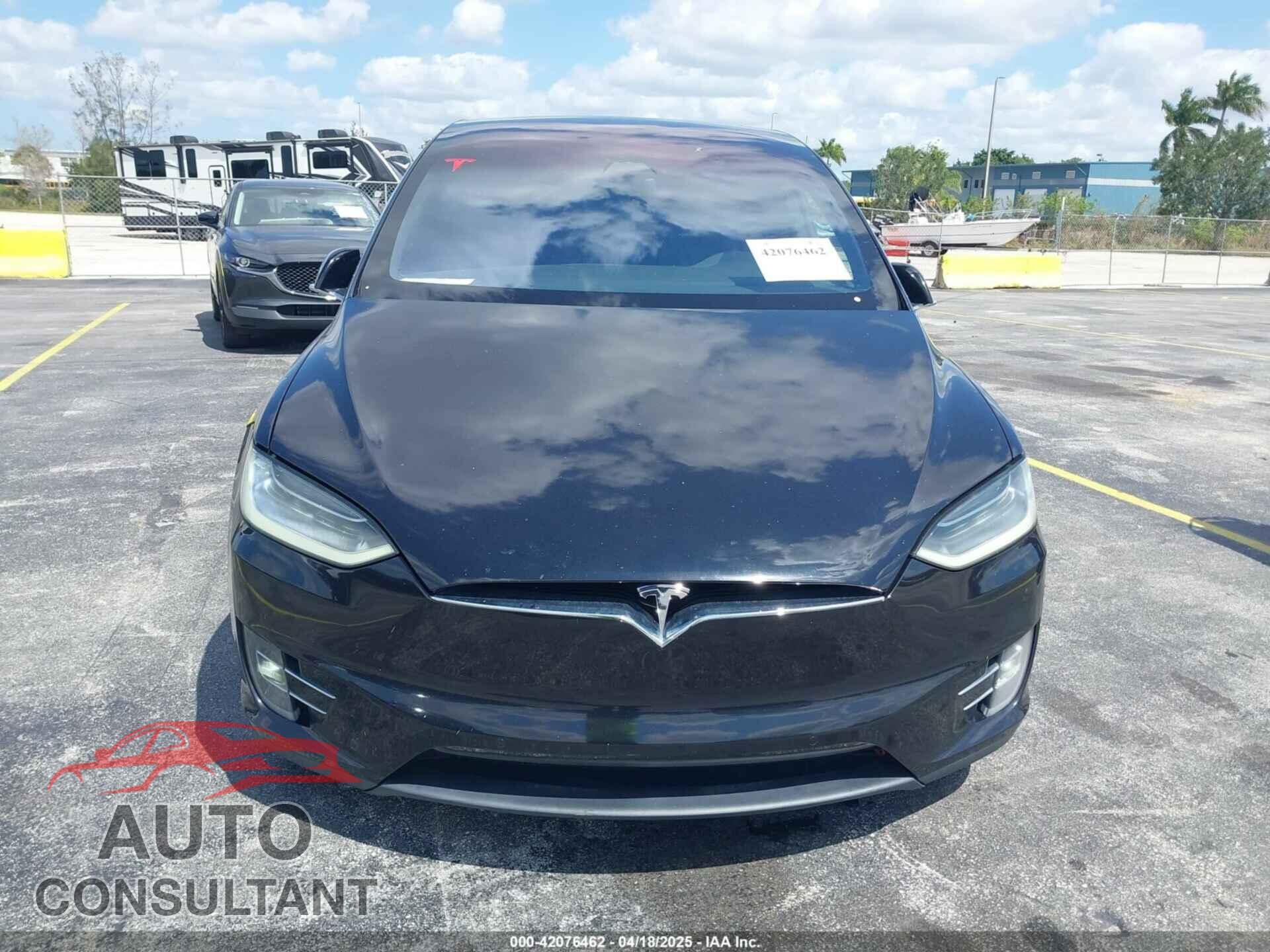 TESLA MODEL X 2017 - 5YJXCBE21HF054898