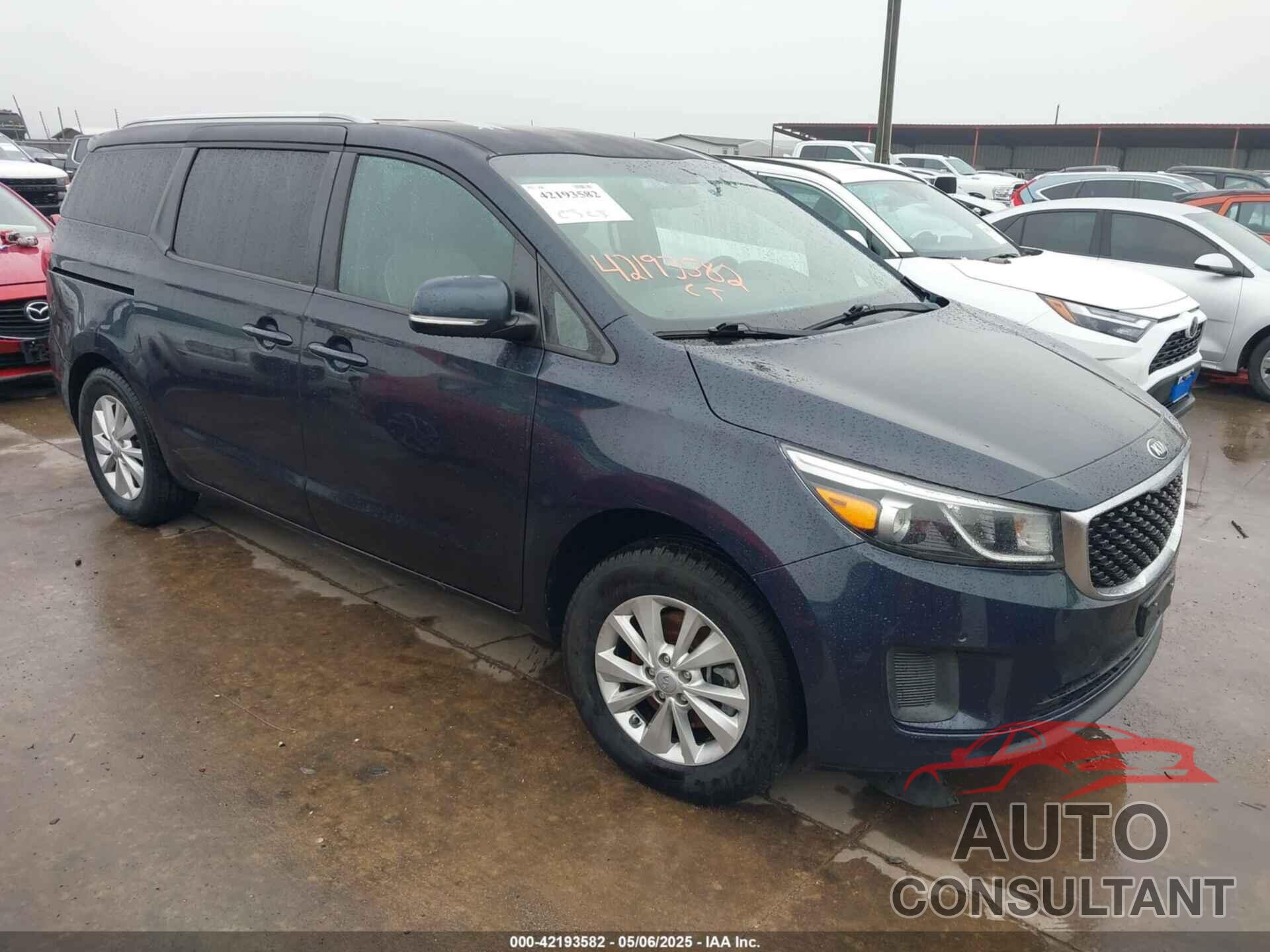 KIA SEDONA 2017 - KNDMB5C11H6233620