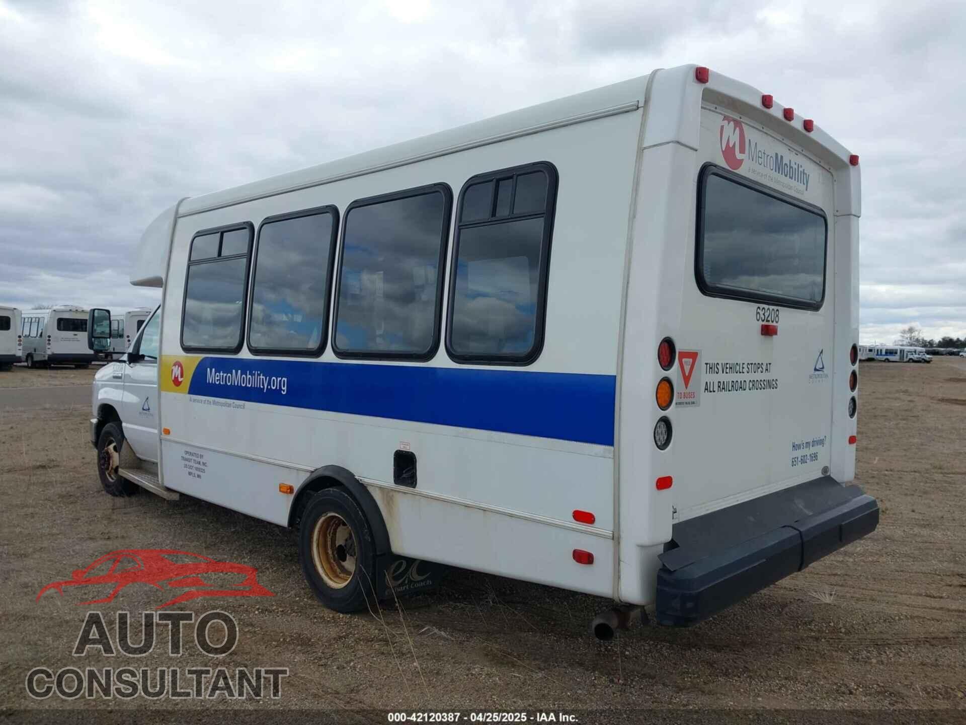 FORD E-450 CUTAWAY 2018 - 1FDFE4FS1JDC33175