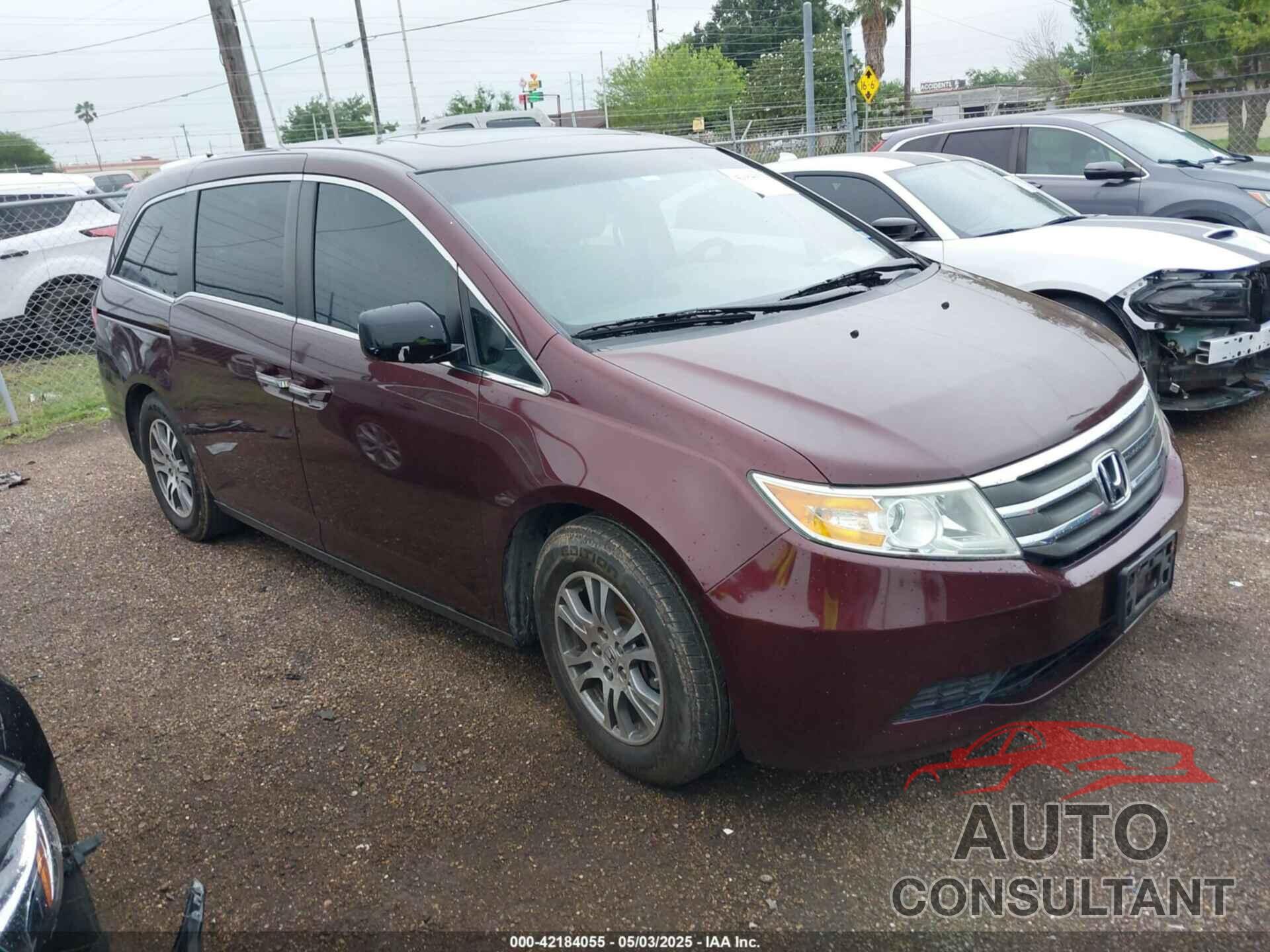 HONDA ODYSSEY 2013 - 5FNRL5H66DB008373