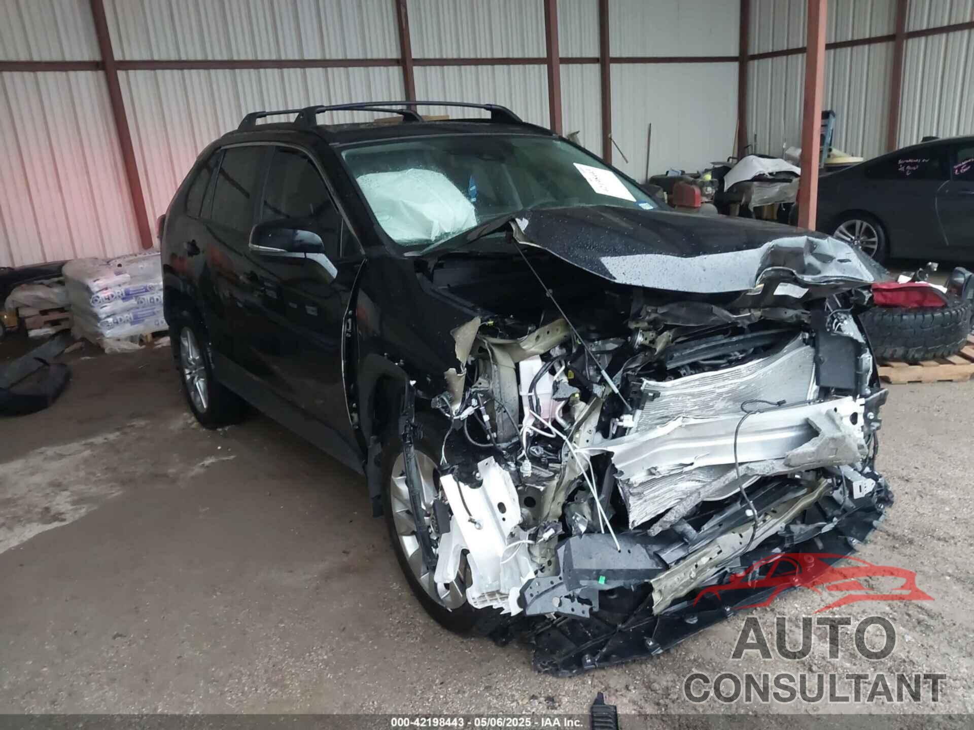 TOYOTA RAV4 2024 - 2T3C1RFV8RW305725