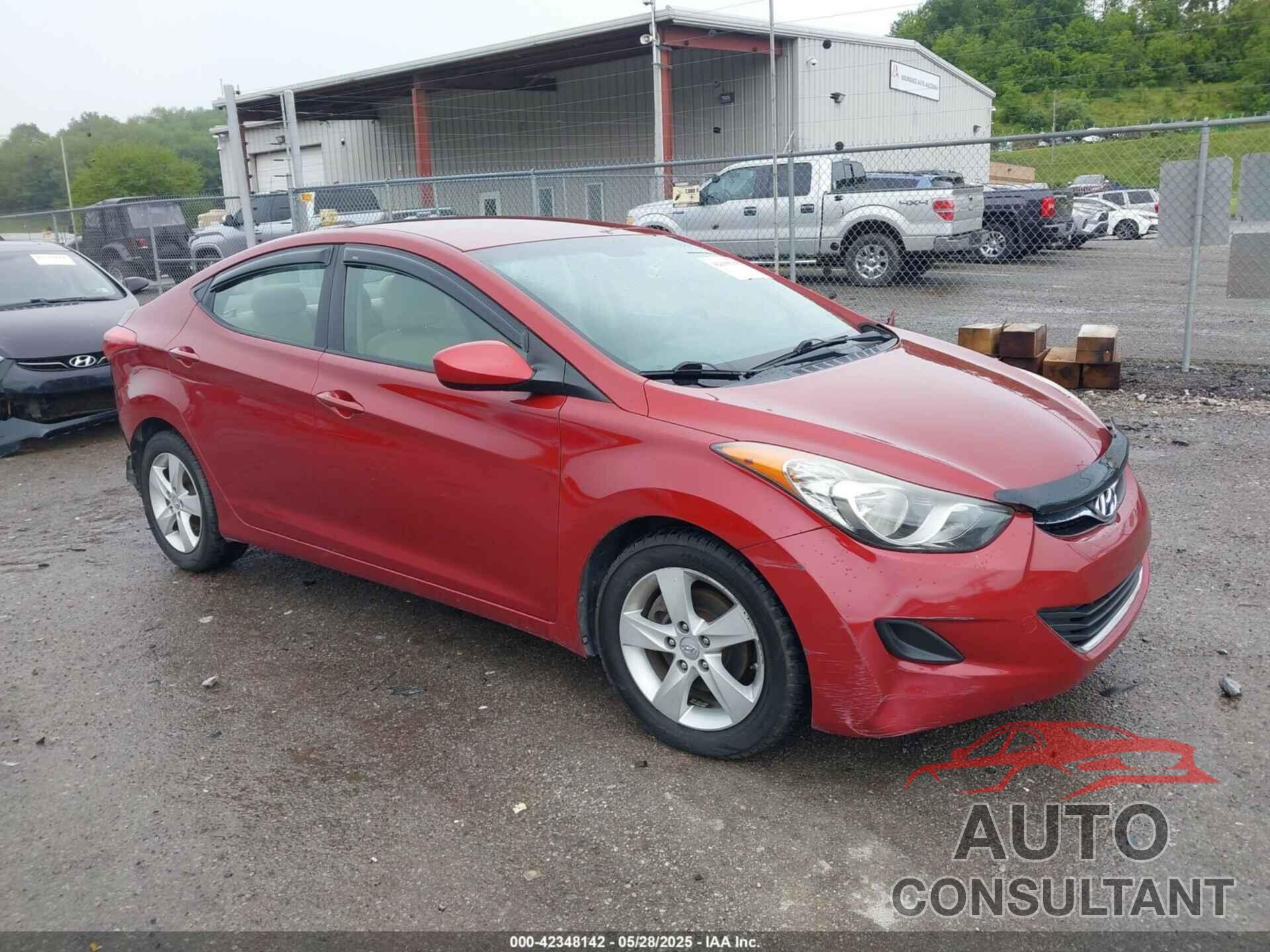 HYUNDAI ELANTRA 2011 - KMHDH4AE1BU138228