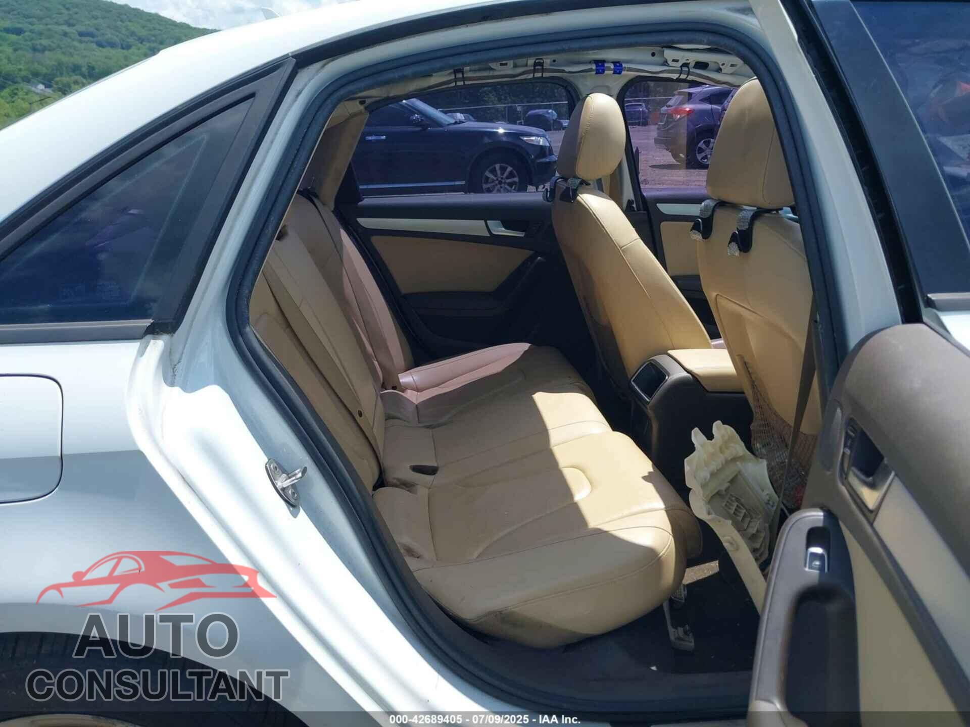 AUDI A4 2013 - WAUBFAFL5DN032575