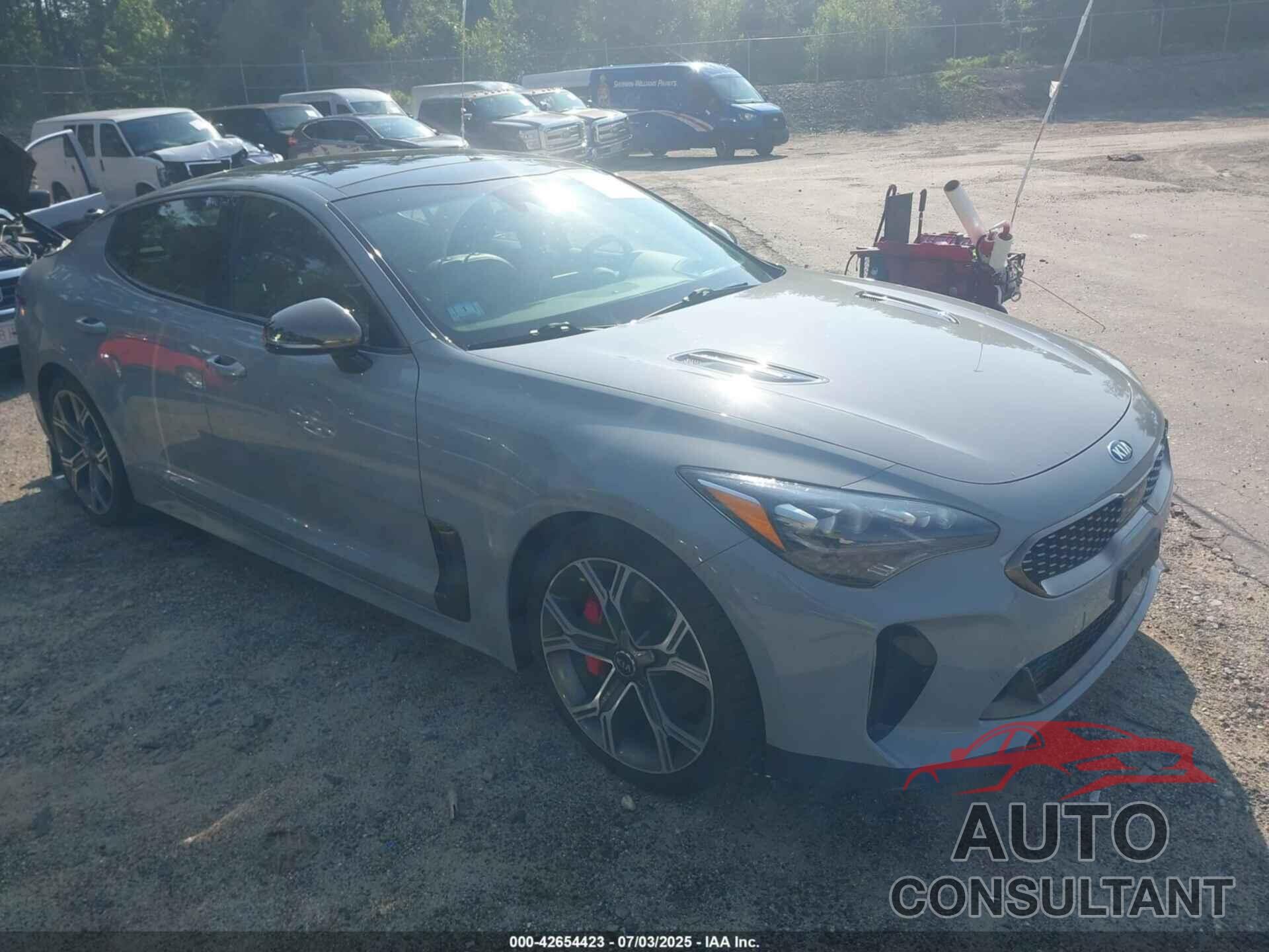 KIA STINGER 2018 - KNAE55LC5J6019293