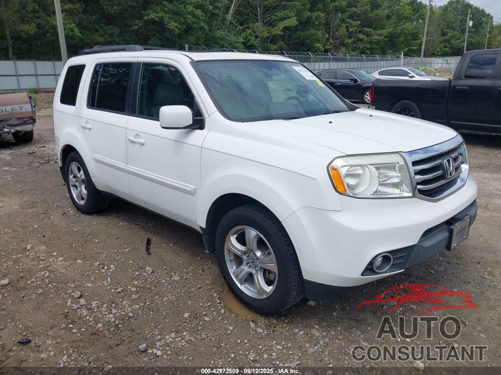 HONDA PILOT 2015 - 5FNYF3H79FB001193