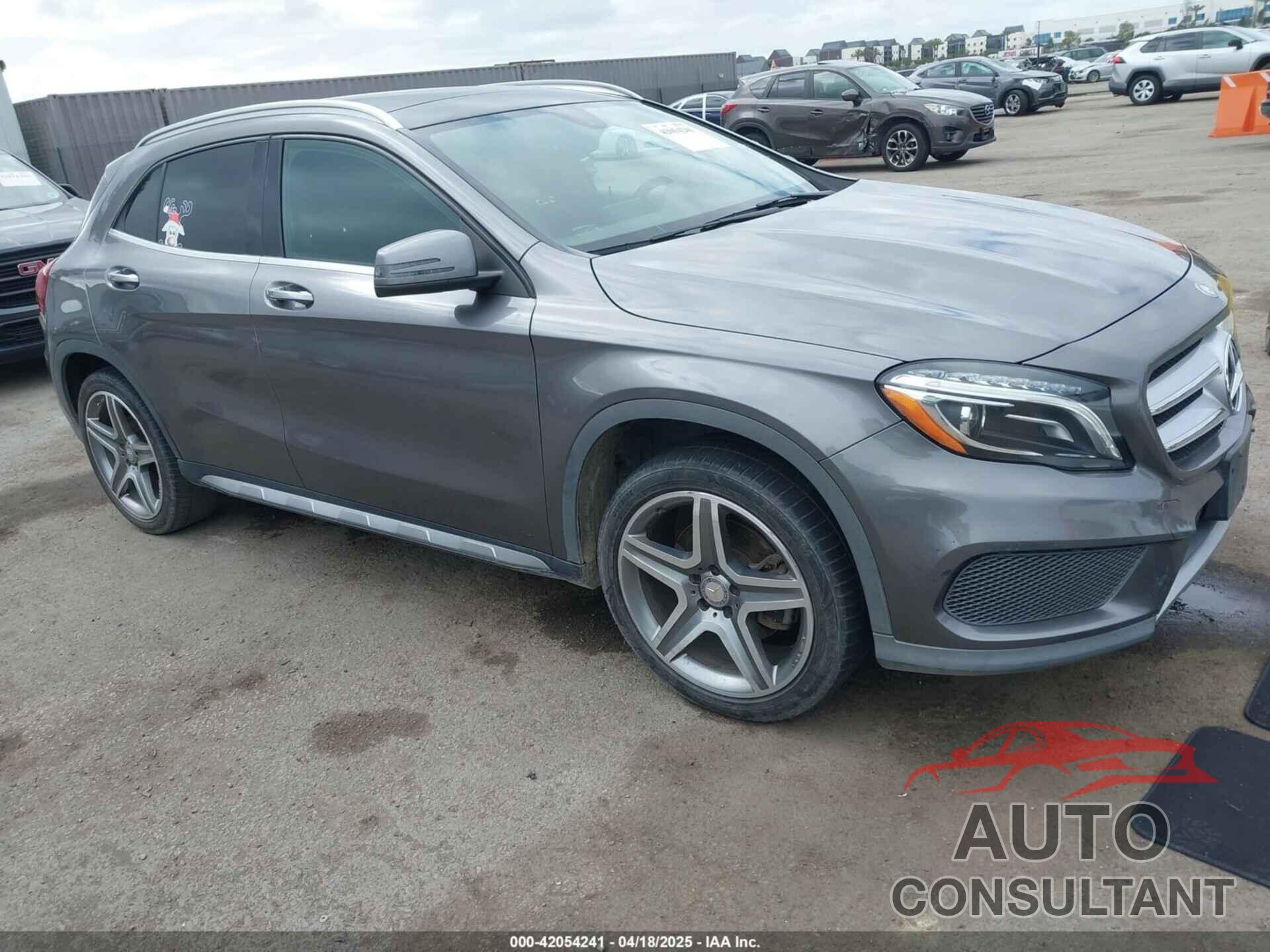 MERCEDES-BENZ GLA 250 2015 - WDCTG4EBXFJ129368