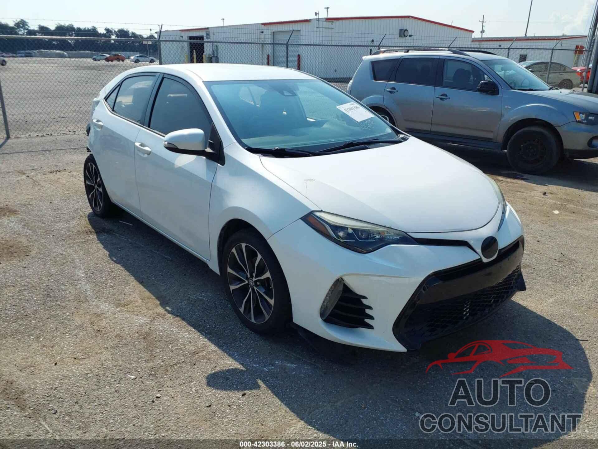 TOYOTA COROLLA 2018 - 5YFBURHE7JP753551