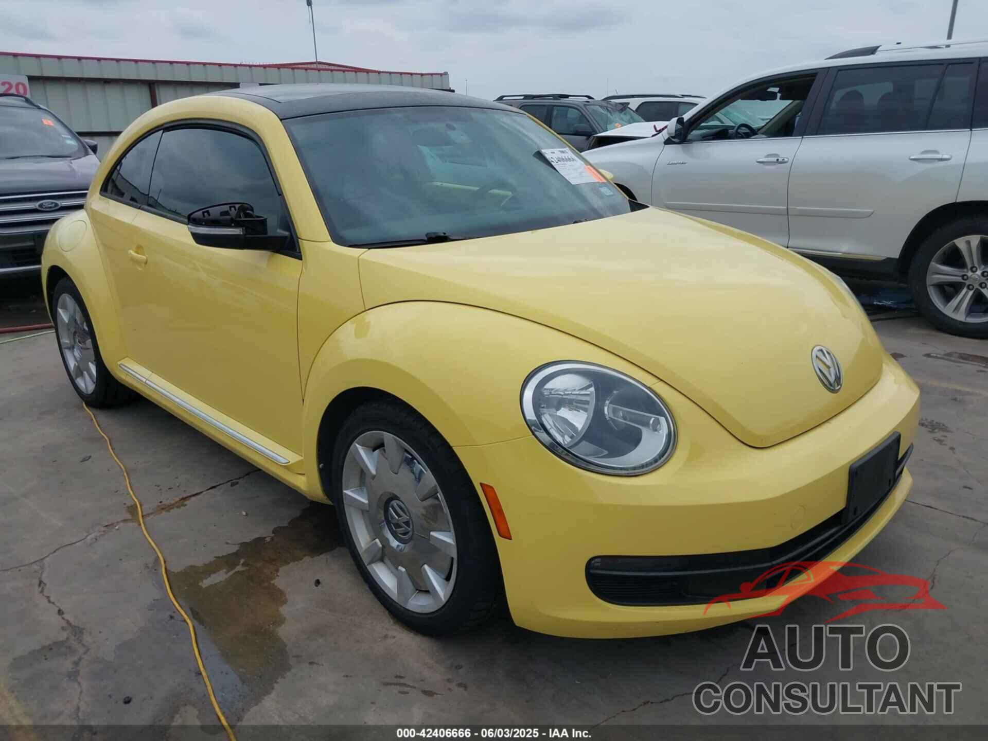 VOLKSWAGEN BEETLE 2013 - 3VWHX7AT7DM604449
